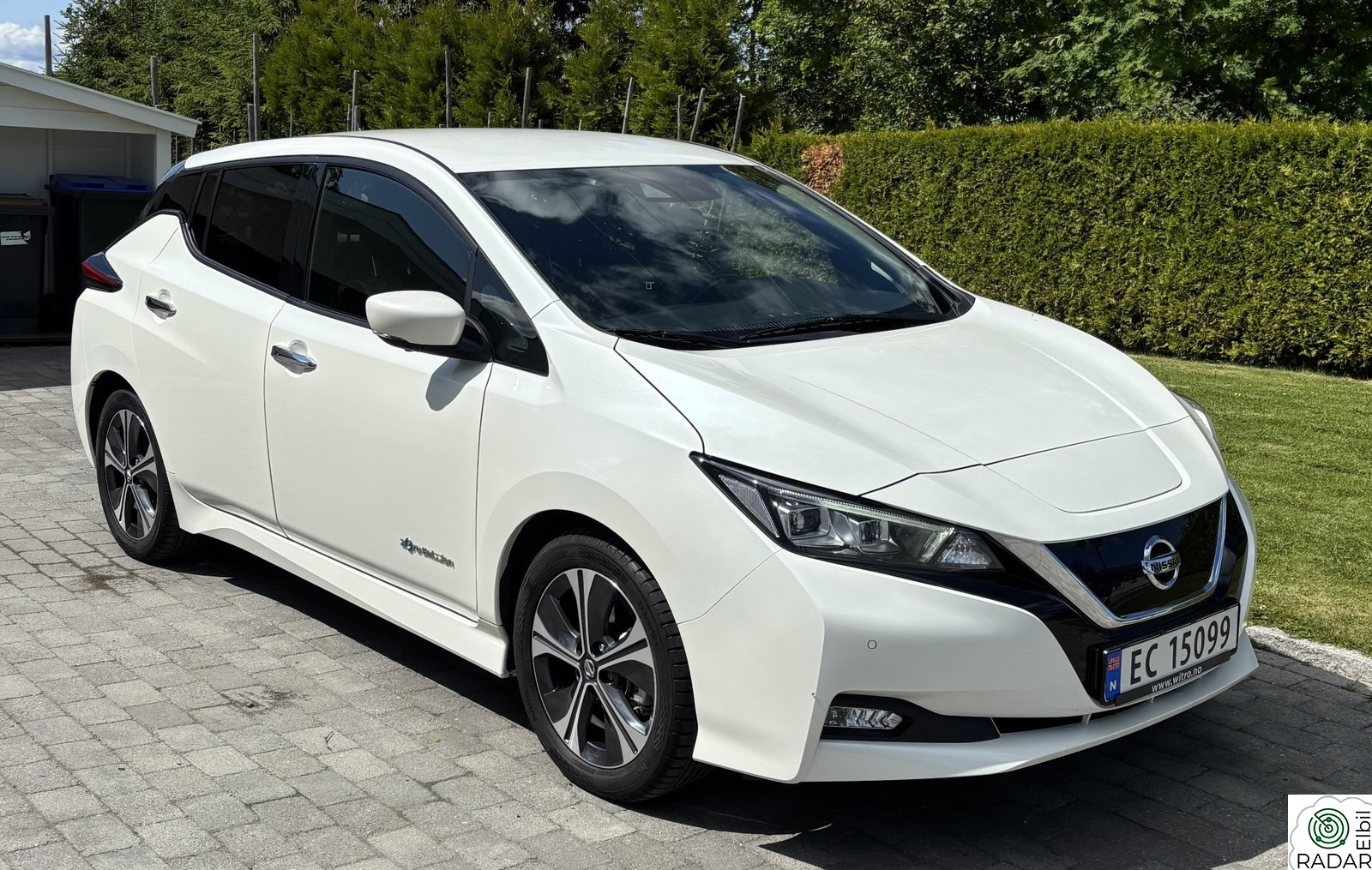 NISSAN Leaf 40kWh 40kWh Tekna Bose 360Kamera rattvarme +++