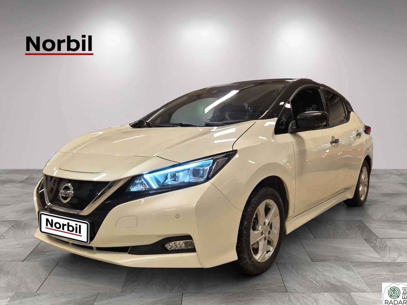 NISSAN LEAF 40kWh 40 kWt Tekna
