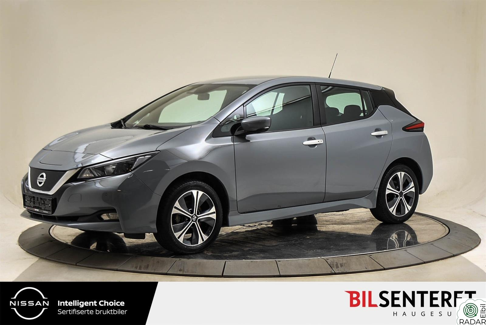 NISSAN LEAF 62kWh Acenta 62 KWT 360 Kanera, Navi + +