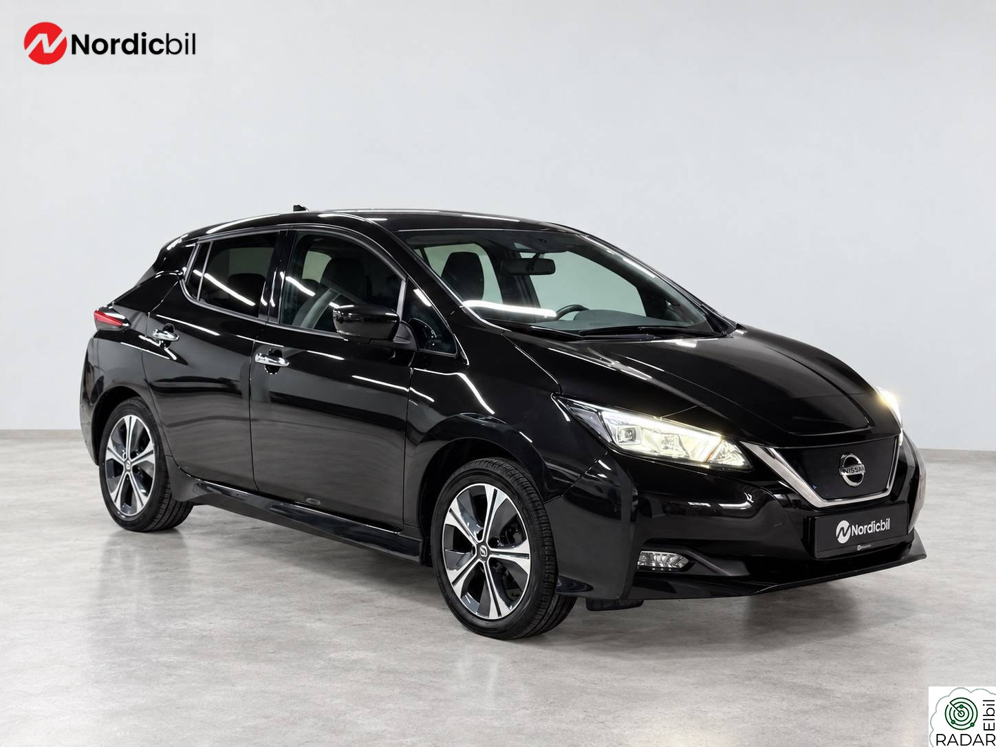 NISSAN LEAF 62kWh e+ 385 WLTP, 360 kam, Adaptiv Cruise, e-Pedal, Rattvarm