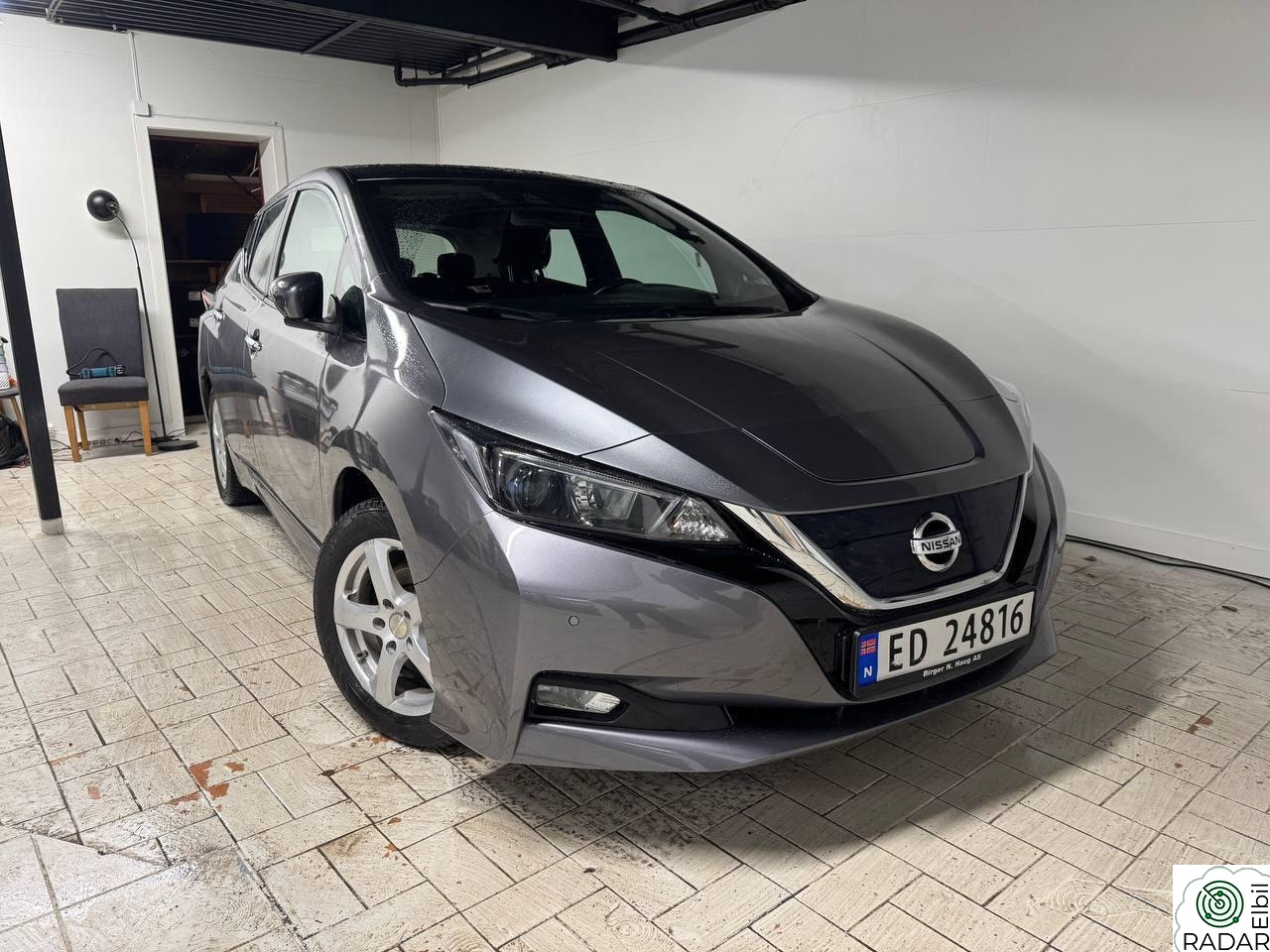 NISSAN LEAF 40kWh EU 2028 // 1 EIER // LAV KM // R.KAM // 40 KW // SE PRI