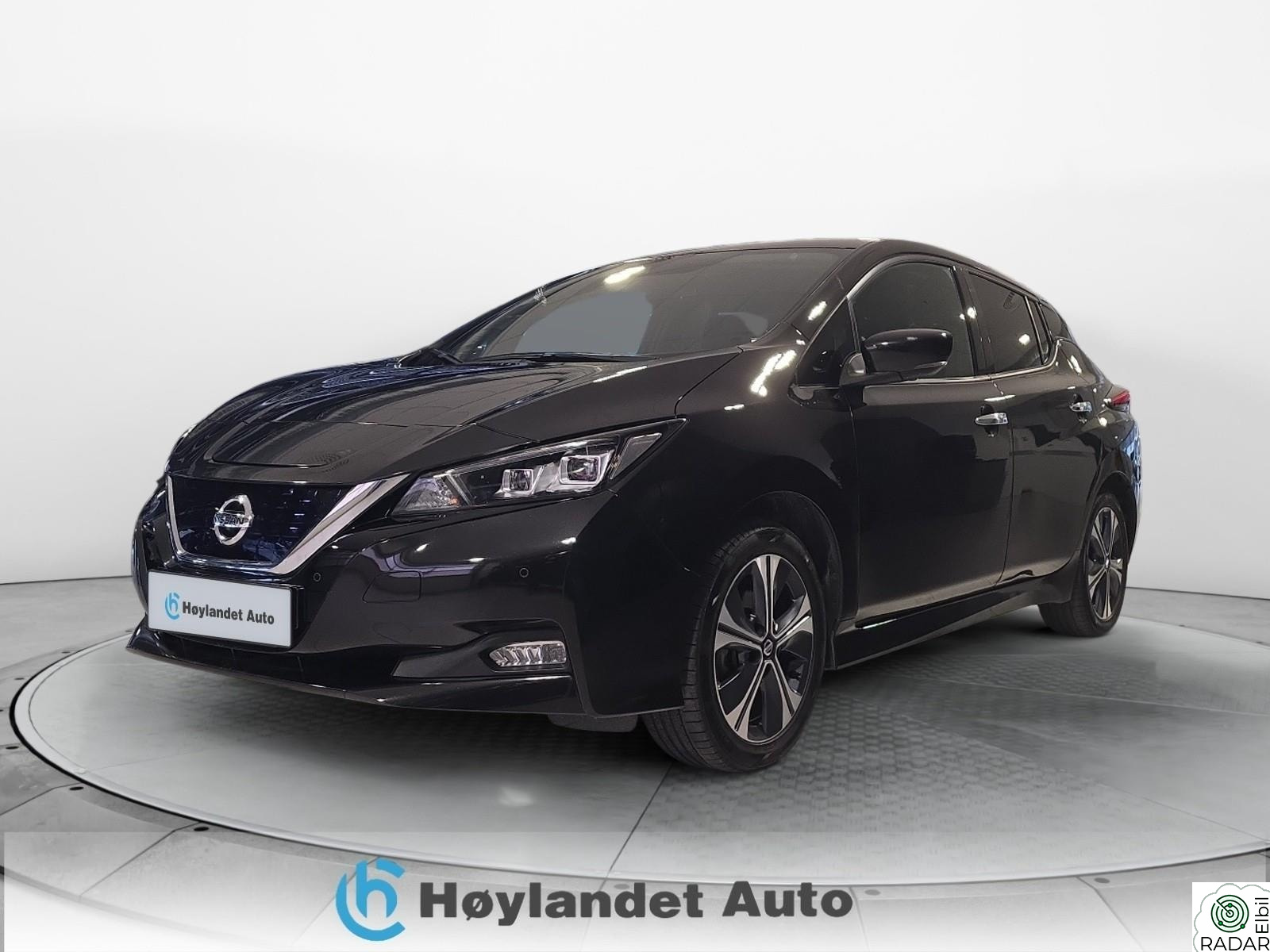 NISSAN LEAF 62kWh 62kWh N-Connecta 360`kam/Acc/Navi/Led/385km WLTP++