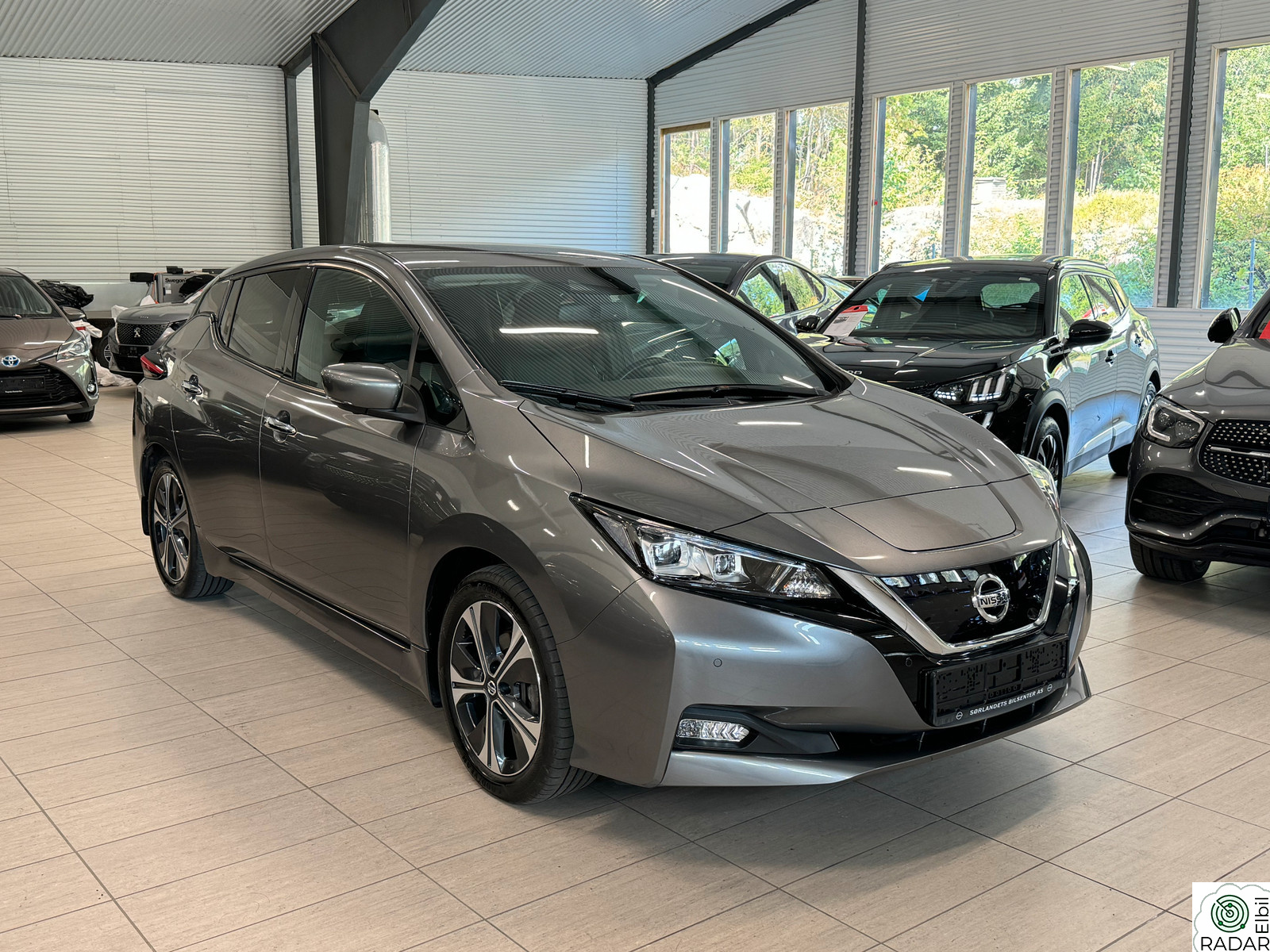 NISSAN LEAF 40kWh 40kWh 150HK DELSKINN/KAMERA,KEYLESS,LED,NAVI,NORSK