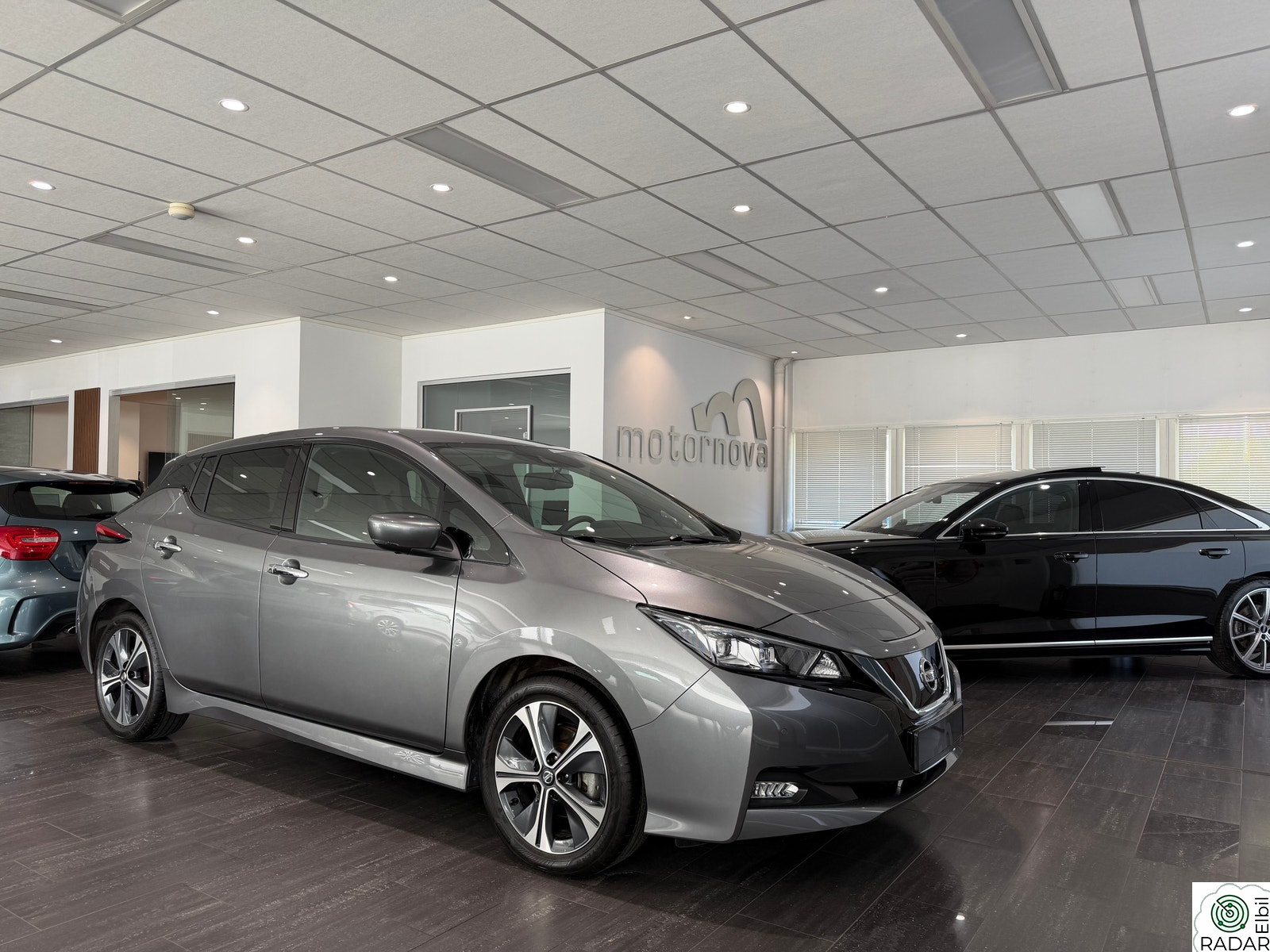 NISSAN LEAF 40kWh 40 kWh Acenta /360kam/Adaptiv cruise/Keyless/SE KM!