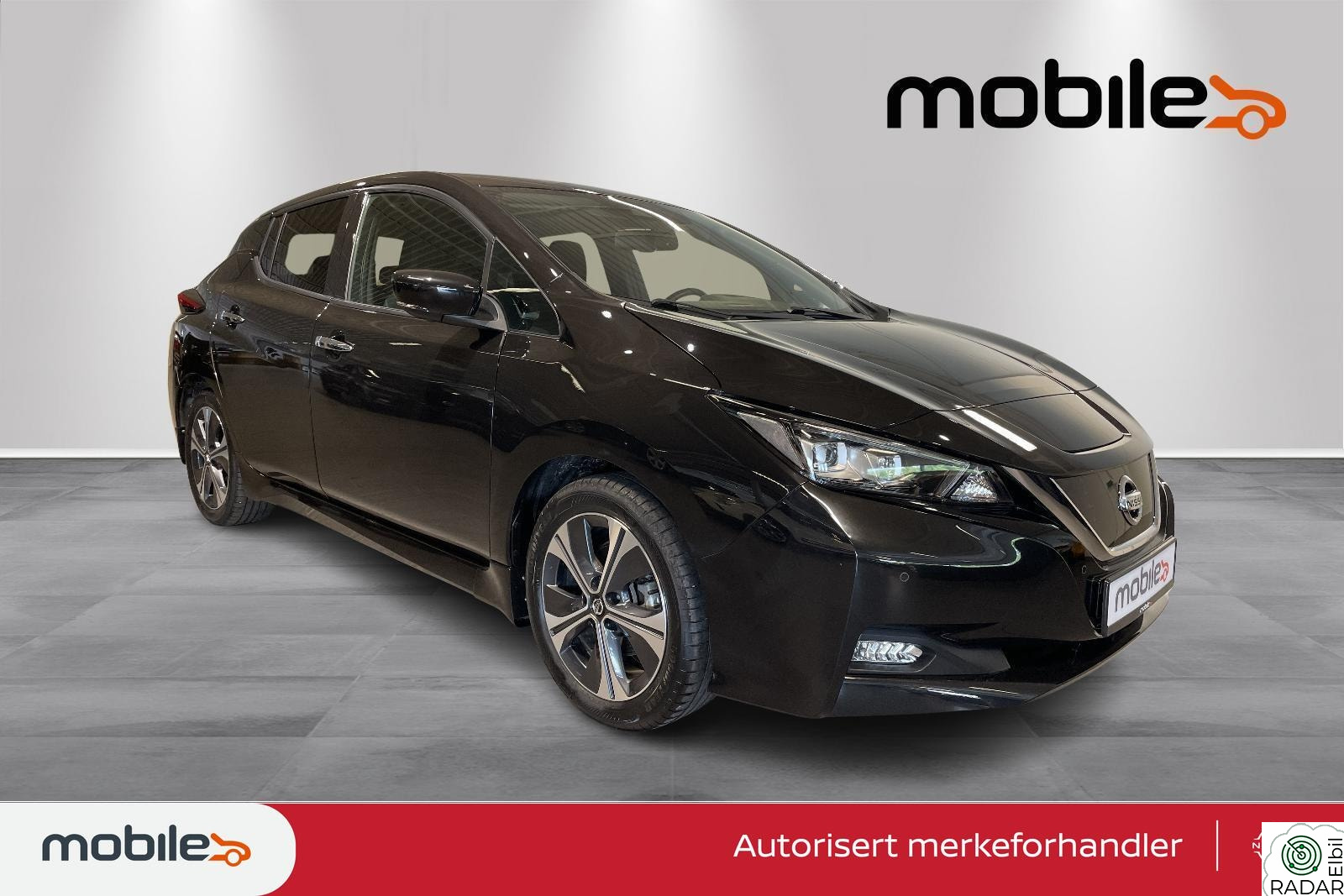 NISSAN LEAF 40kWh 40kWh N-Connecta med mye utstyr, unik km og NY service!
