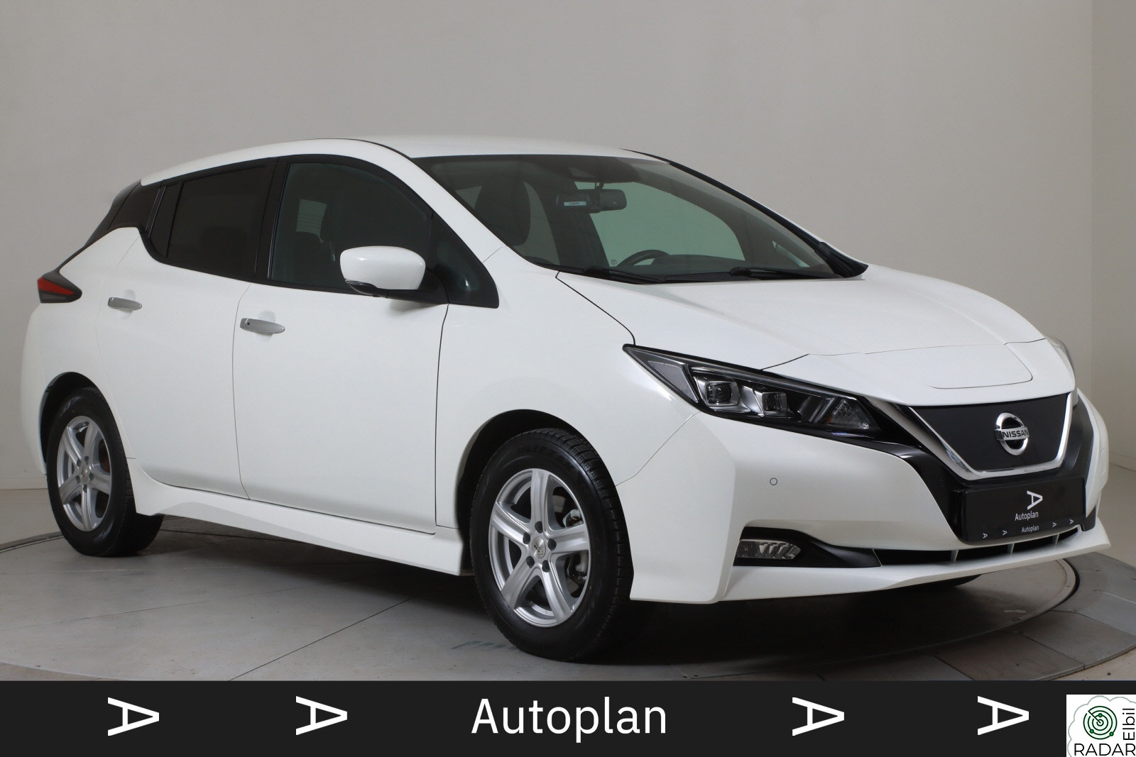 NISSAN LEAF 40kWh 40kWh N-Connecta Se km! ACC/360º/Rattvarme/DAB/BT