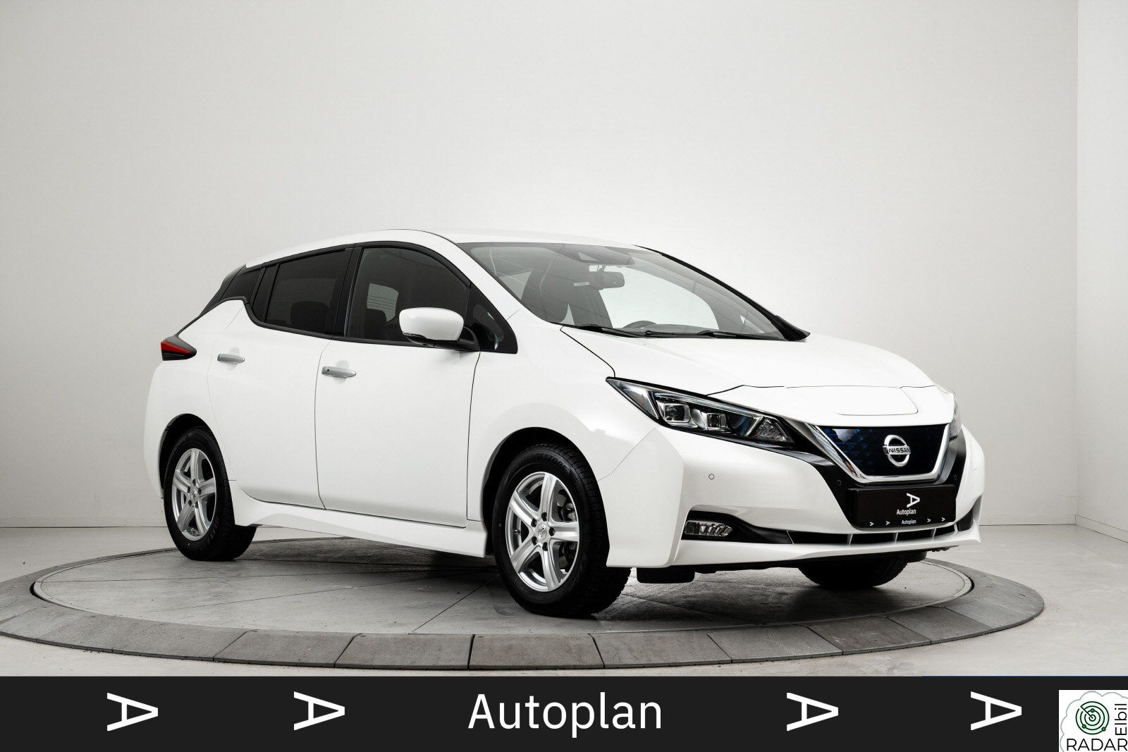NISSAN LEAF 40kWh 40kWh N-Connecta Se km! ACC/360º/Rattvarme/DAB/BT