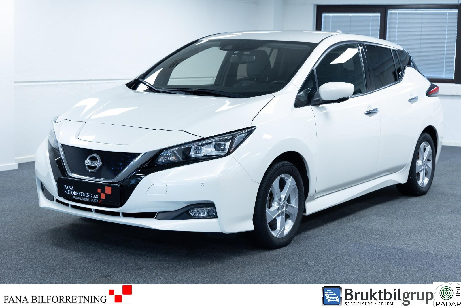 NISSAN LEAF 40kWh 40kWh N-Connecta/Norsk/360 kamera/Rattvarme/Navi/Kamera