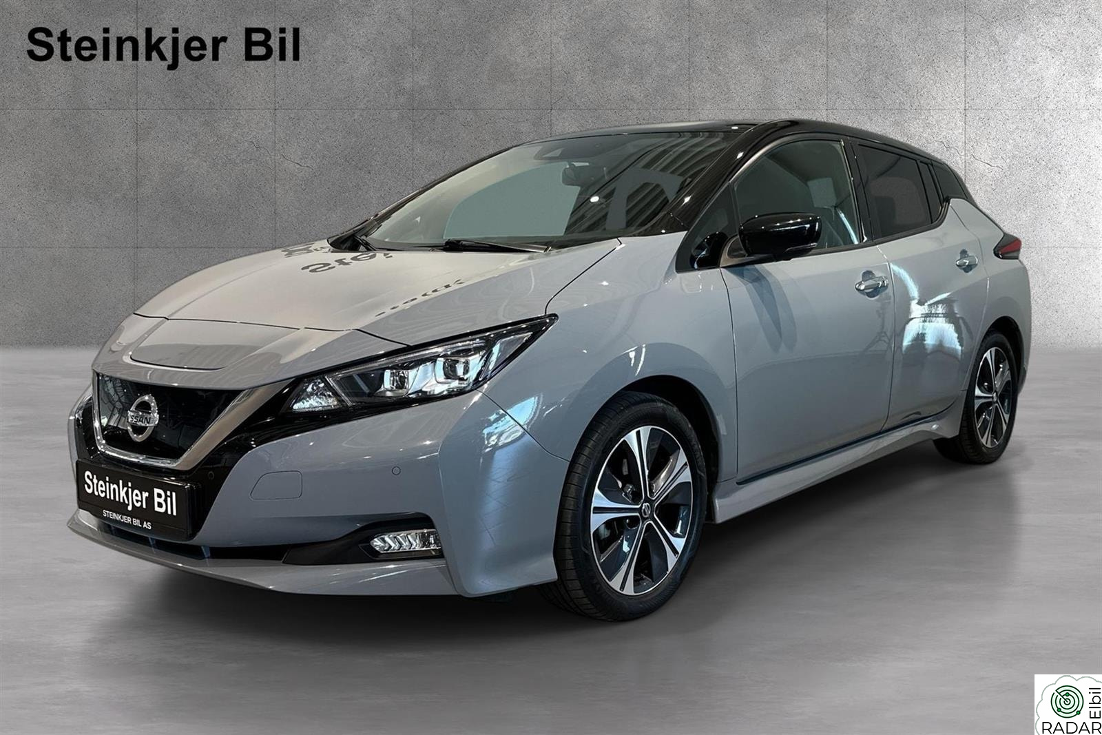 NISSAN LEAF 40kWh 40kWh N-Connecta/ACC/360kamera
