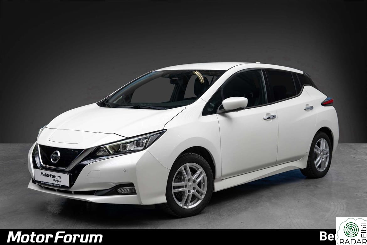 NISSAN Leaf 40kWh Tekna 40kWt/360/BOSE/Navi/Rattvarme