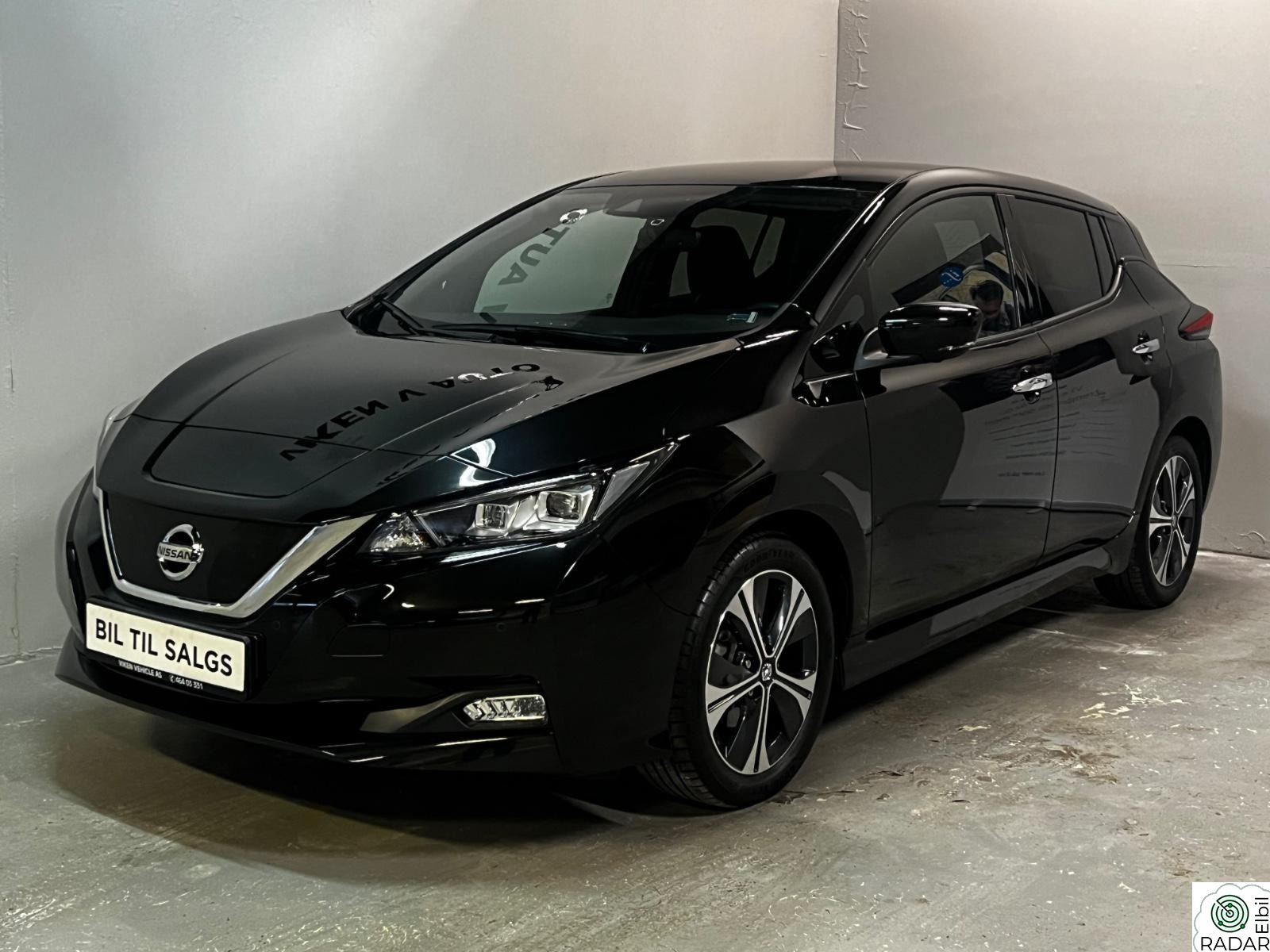 NISSAN LEAF 40kWh 40kWh/N-Connecta/Acc/Rattvarme/360-Kam/Cruise/Navi ++++