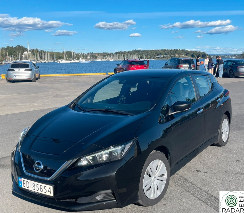 NISSAN LEAF 40kWh Nissan Leaf 2022 Ny service & 100 % batterihelse