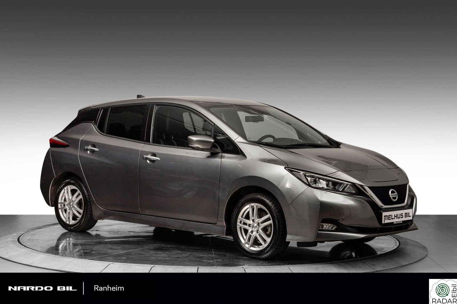 NISSAN Leaf 40kWh Tekna 40kWh/360 kamera/Bose/ACC