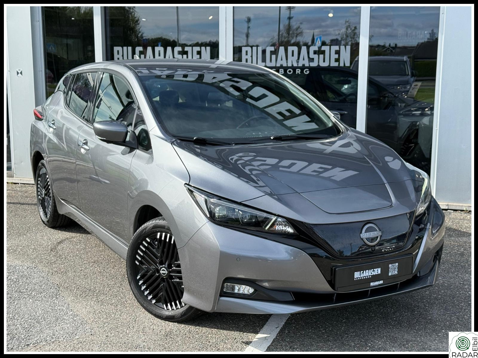 NISSAN LEAF 62kWh 62kWh N-Connecta/395km/Hengerfeste/Nybilgaranti