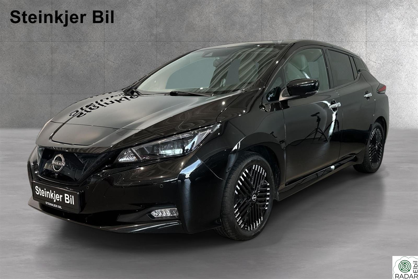 NISSAN LEAF 40kWh 40kWh N-Connecta/ACC/360kamera
