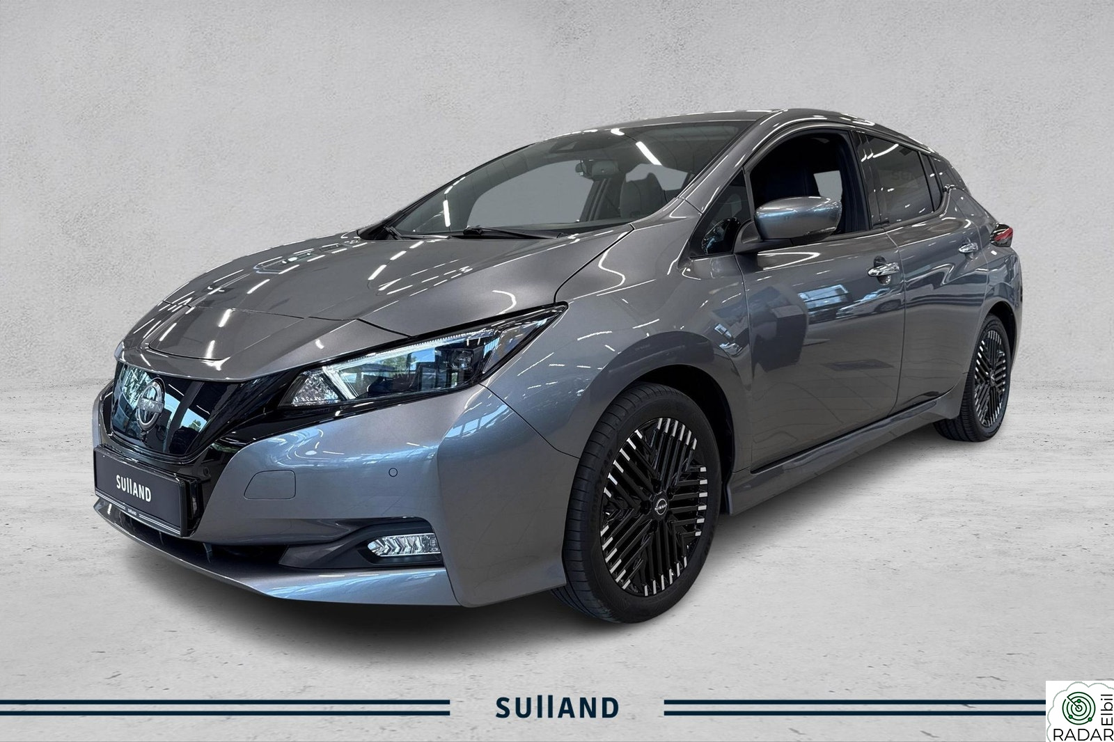 NISSAN LEAF 40kWh 40kWh N-Connecta / 360kamera / Rattvarme++