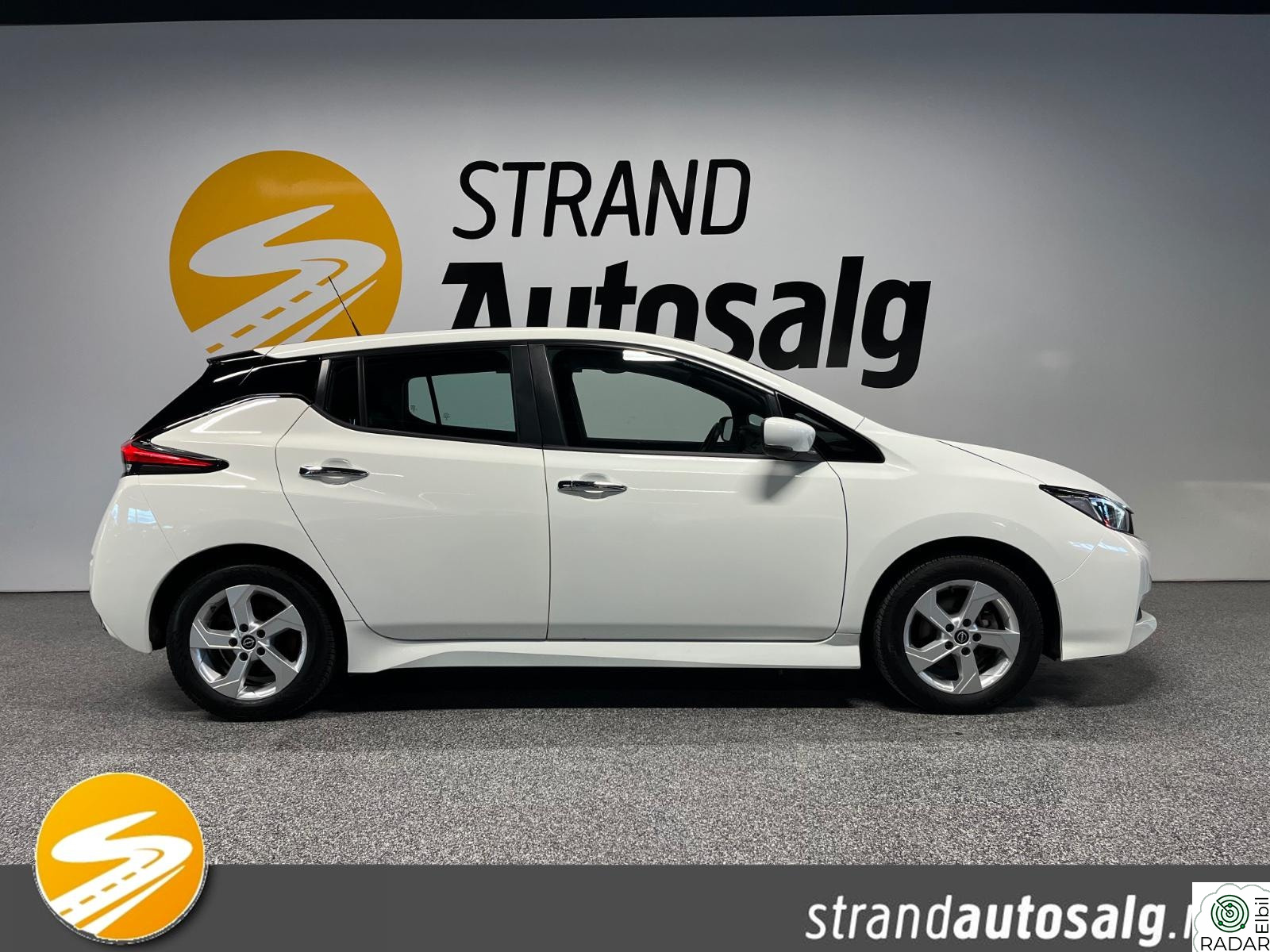 NISSAN LEAF 40kWh 40kWh Norsk Garanti t.o.m November 2027 S/V-hjul Dab+