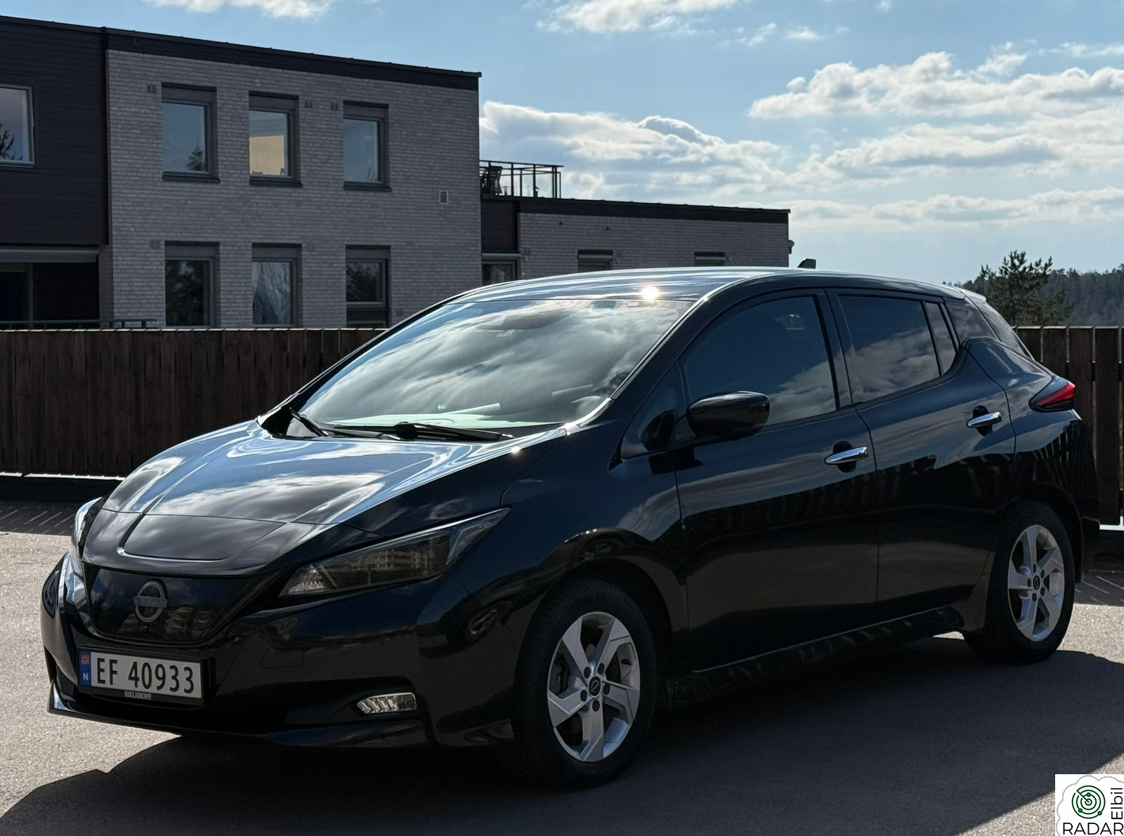 NISSAN LEAF 40kWh N-Connecta|Garanti til 12/2027|100% Batteri|Delskinn