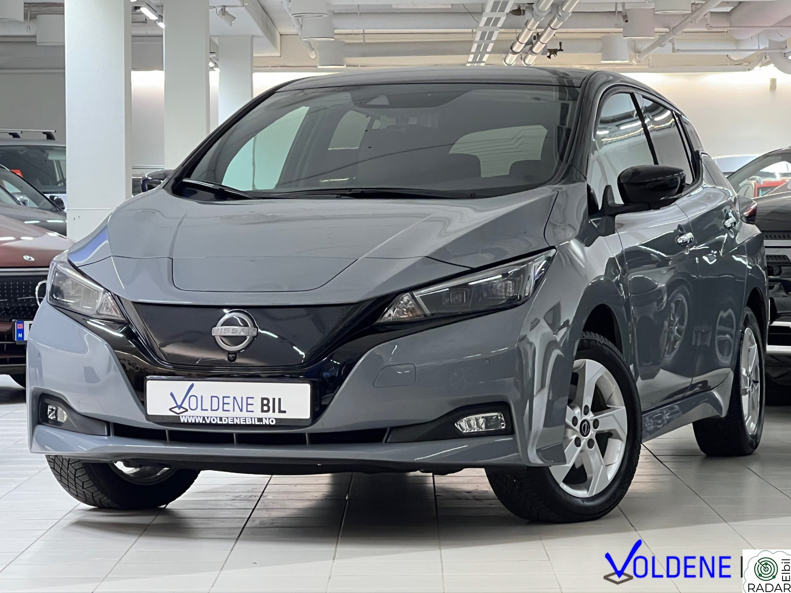 NISSAN LEAF 62kWh TEKNA 62Kwh//BOSE-360-AD.CRUISE-NAVI-CARPLAY-SKINN-LED