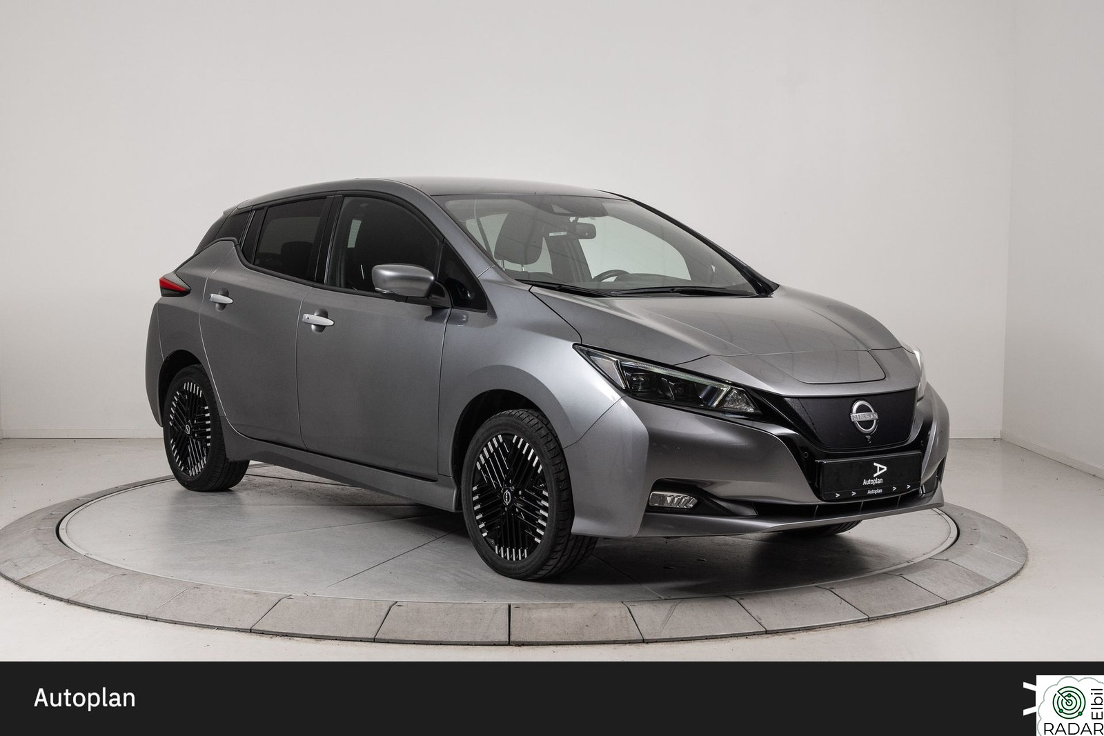 NISSAN LEAF 62kWh | ACC | 360º | RATTVARME