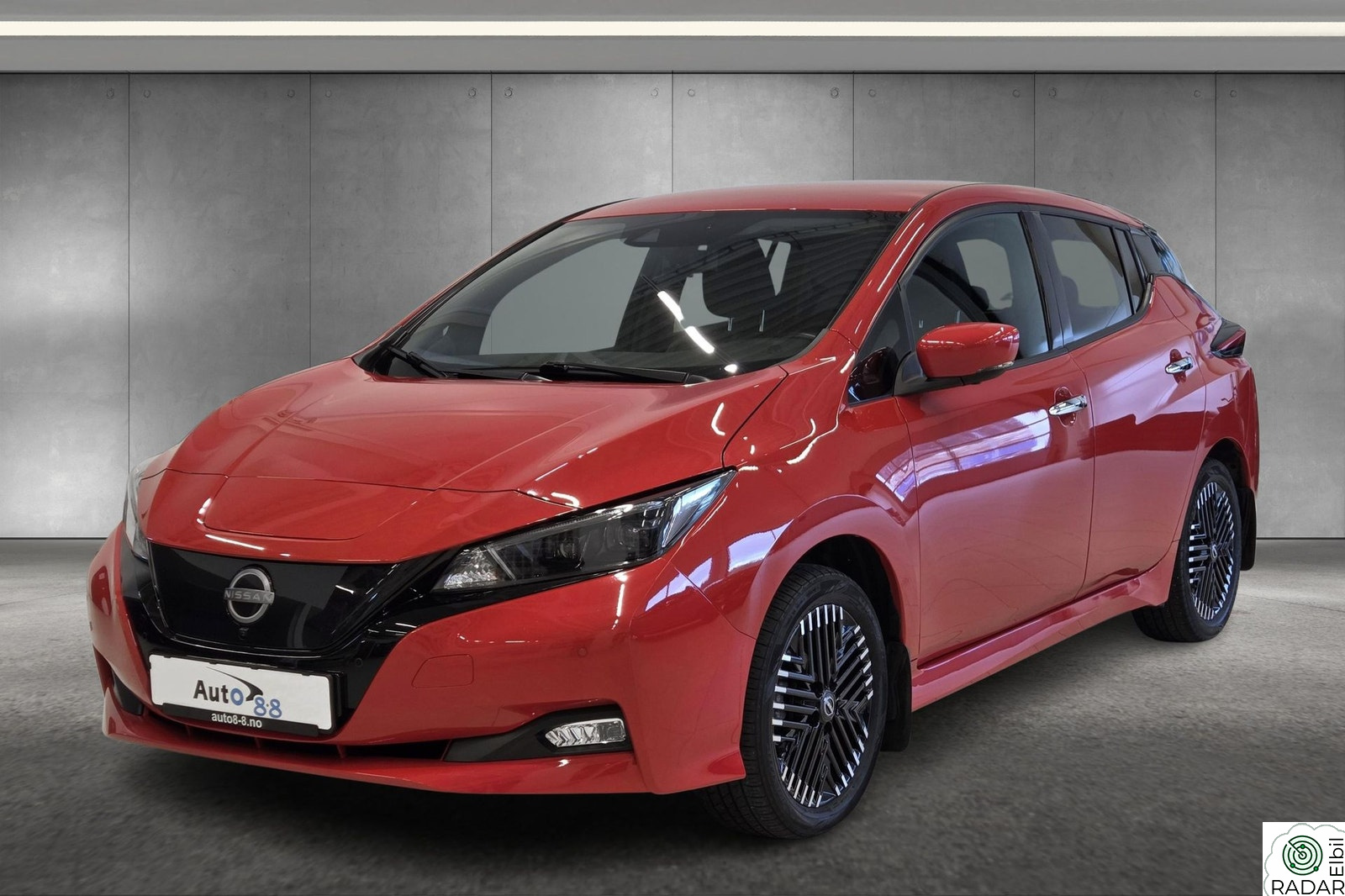 NISSAN LEAF 62kWh Tekna 62KW Skinn 360 kamera varme i seter og ratt