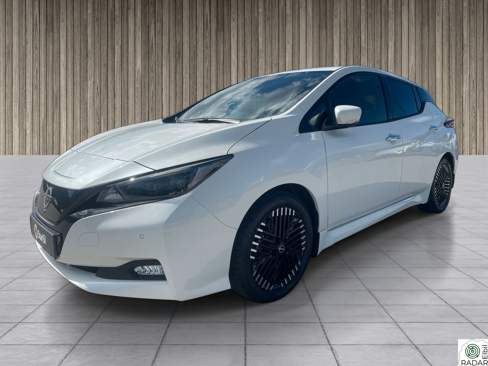 NISSAN LEAF 40kWh 39kWh,FACELIFT,N-CONNECTA,V-PUMPE,360KAM.DAB+,S+V-HJUL