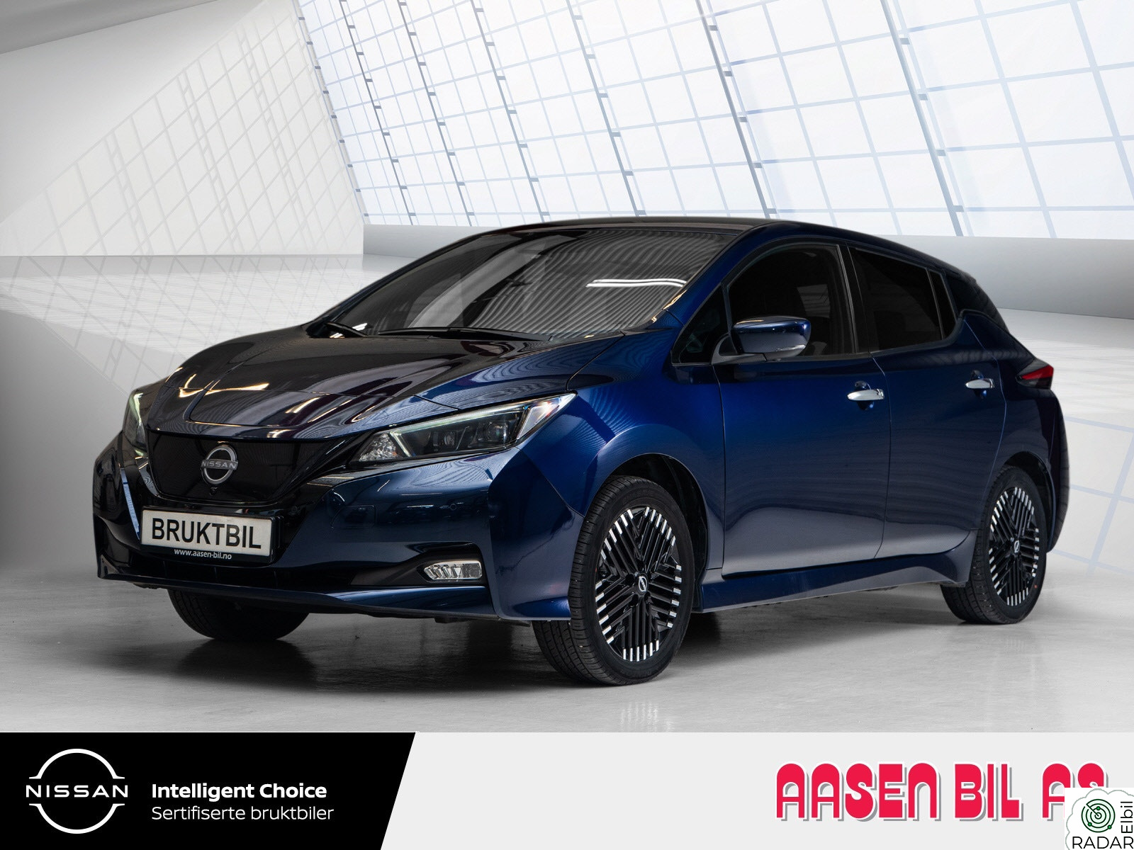 NISSAN LEAF 62kWh e+ 59kWh Tekna m/ny service og lav km. Nydelig farge!