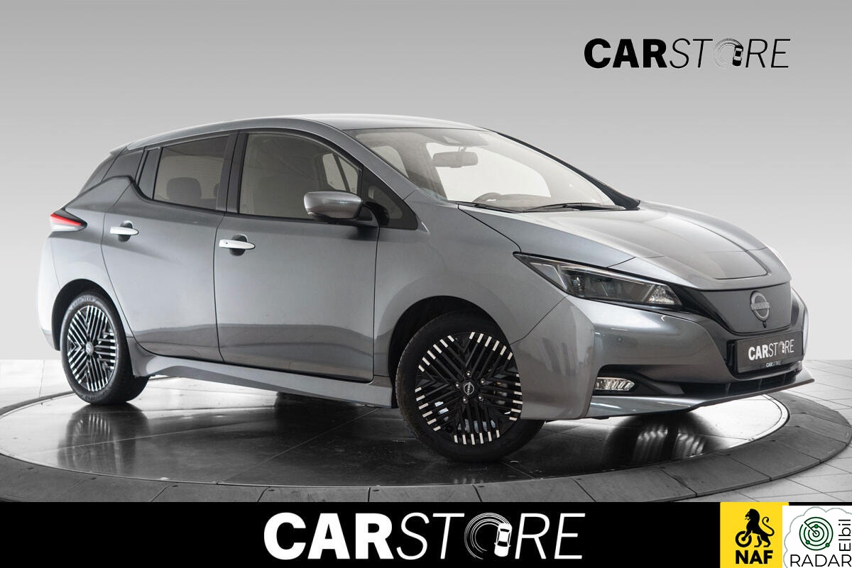 NISSAN Leaf 40kWh 39kWh N-Connecta ACC/360kam/Keyless/CarPlay/Rattvarme++