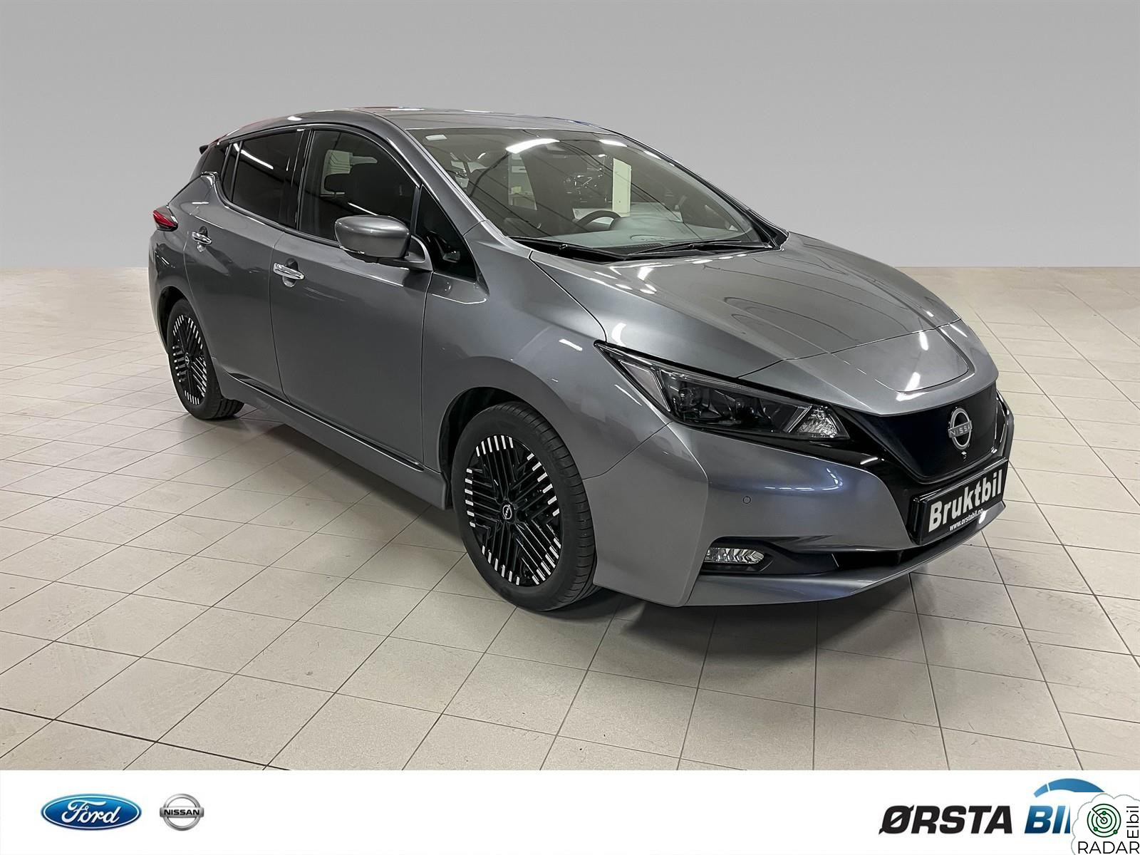 NISSAN LEAF 40kWh 40 kWh Tekna 360-kamera/Bose/ACC++