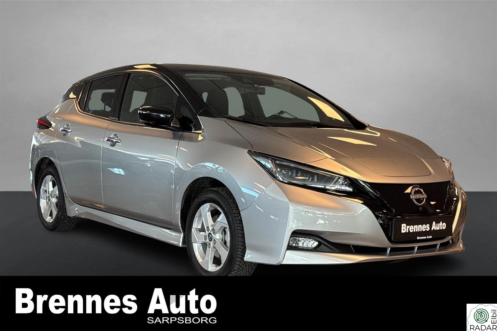 NISSAN LEAF 40kWh 40KWH Tekna /Lav km/Toppmodell/App/360Kamera/Rattvarme/