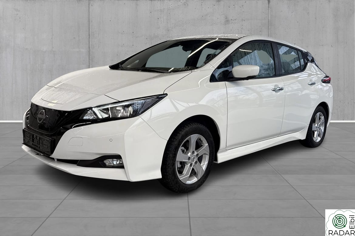 NISSAN LEAF 62kWh 59kwt, 360 kamera, varme i ratt