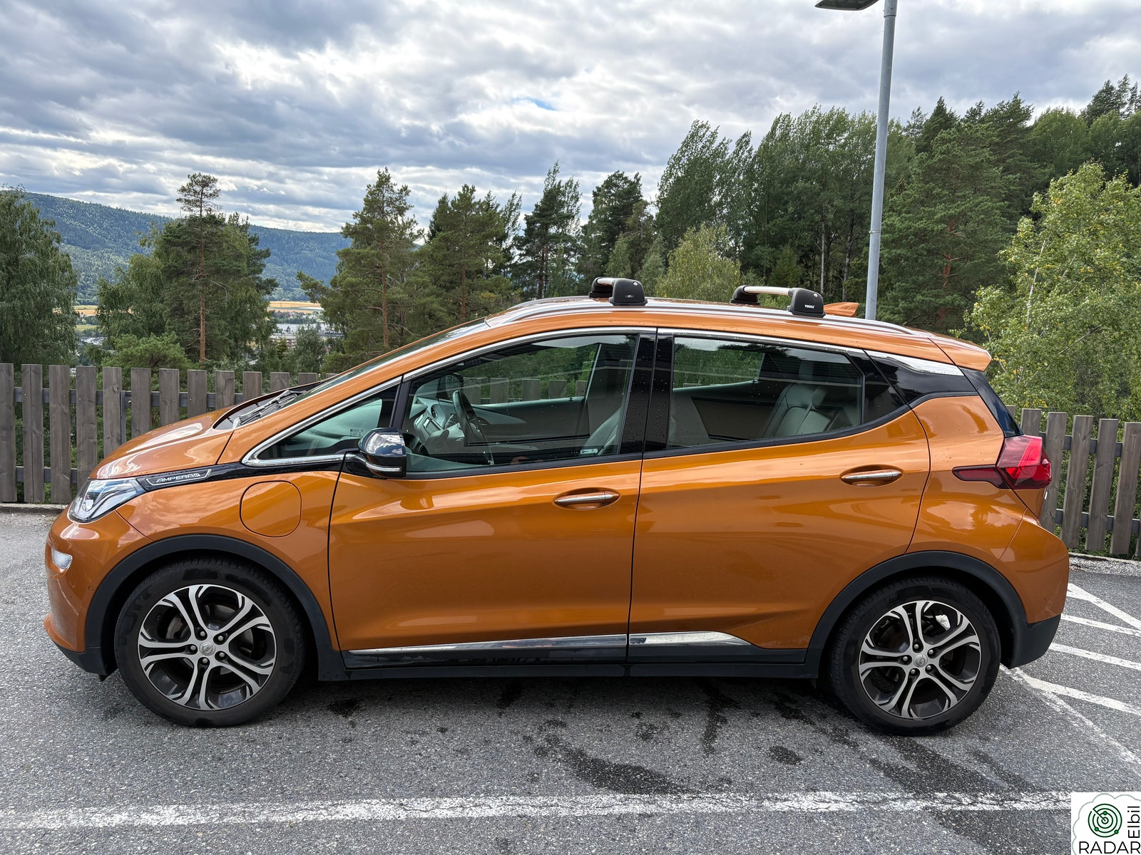 OPEL Ampera-e Premium/520km/Garanti 2030/Skinn/Cruise/Rattvarme/Bose