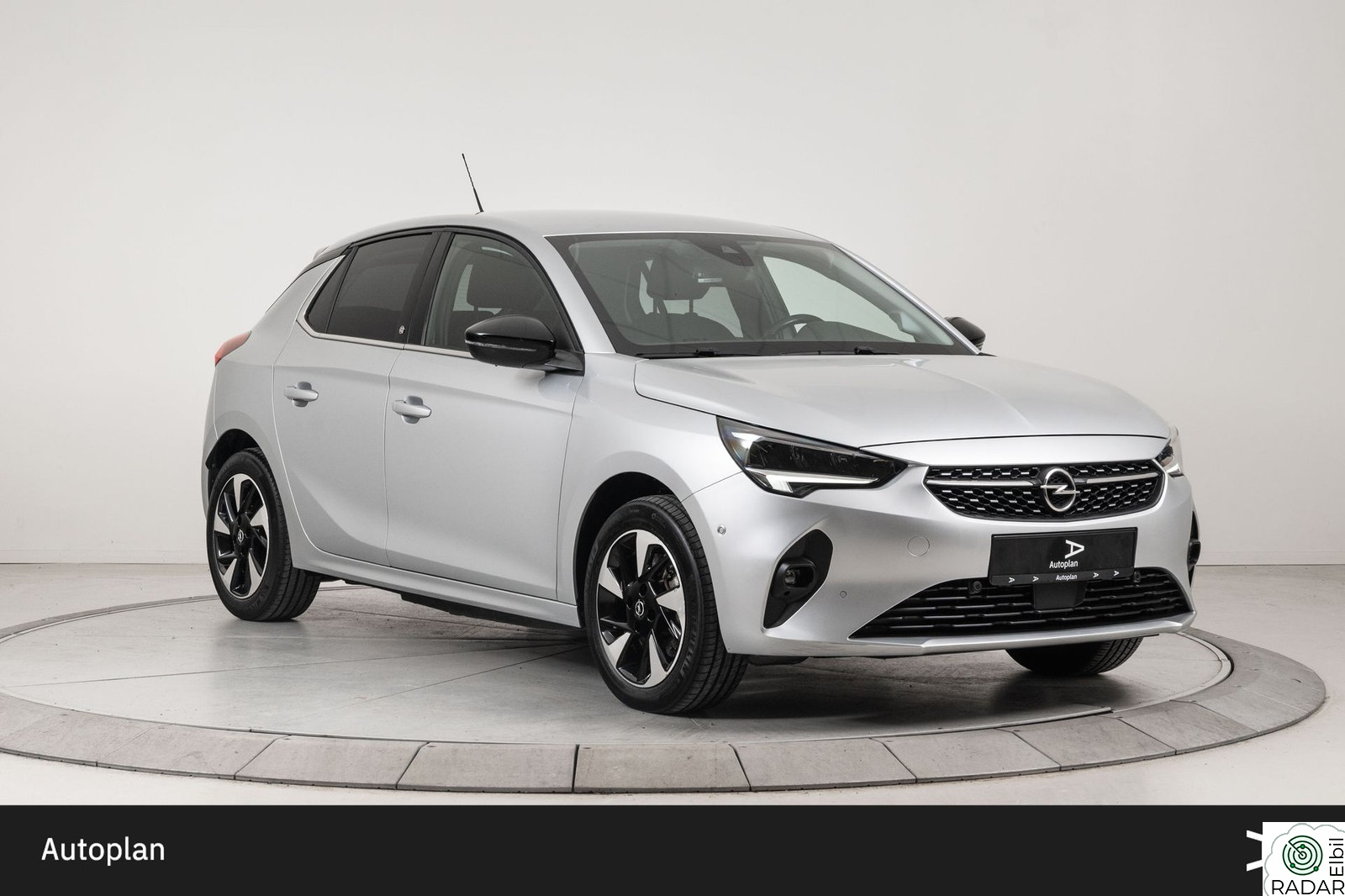 OPEL CORSA Cruise Kamera DAB BT Rattvarme