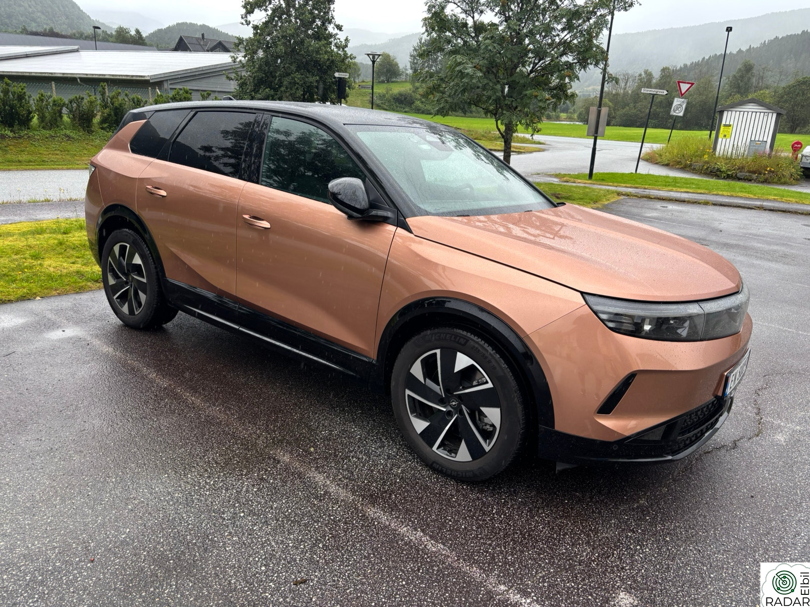 OPEL GRANDLAND Electric GS 213hk 82kWh