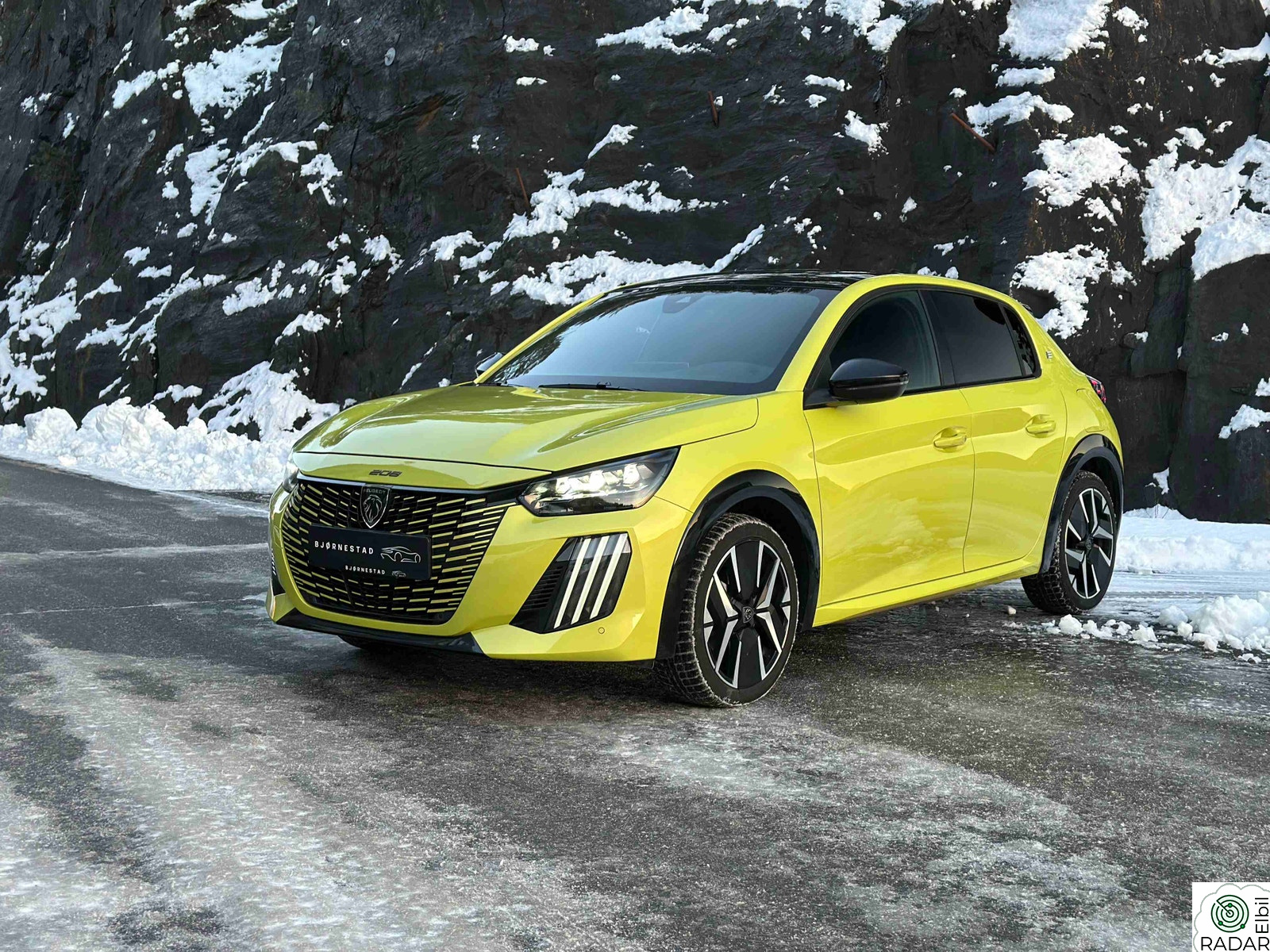PEUGEOT 208 GT  / ACC / 400 WLTP / 3D Cockpit / LED ++