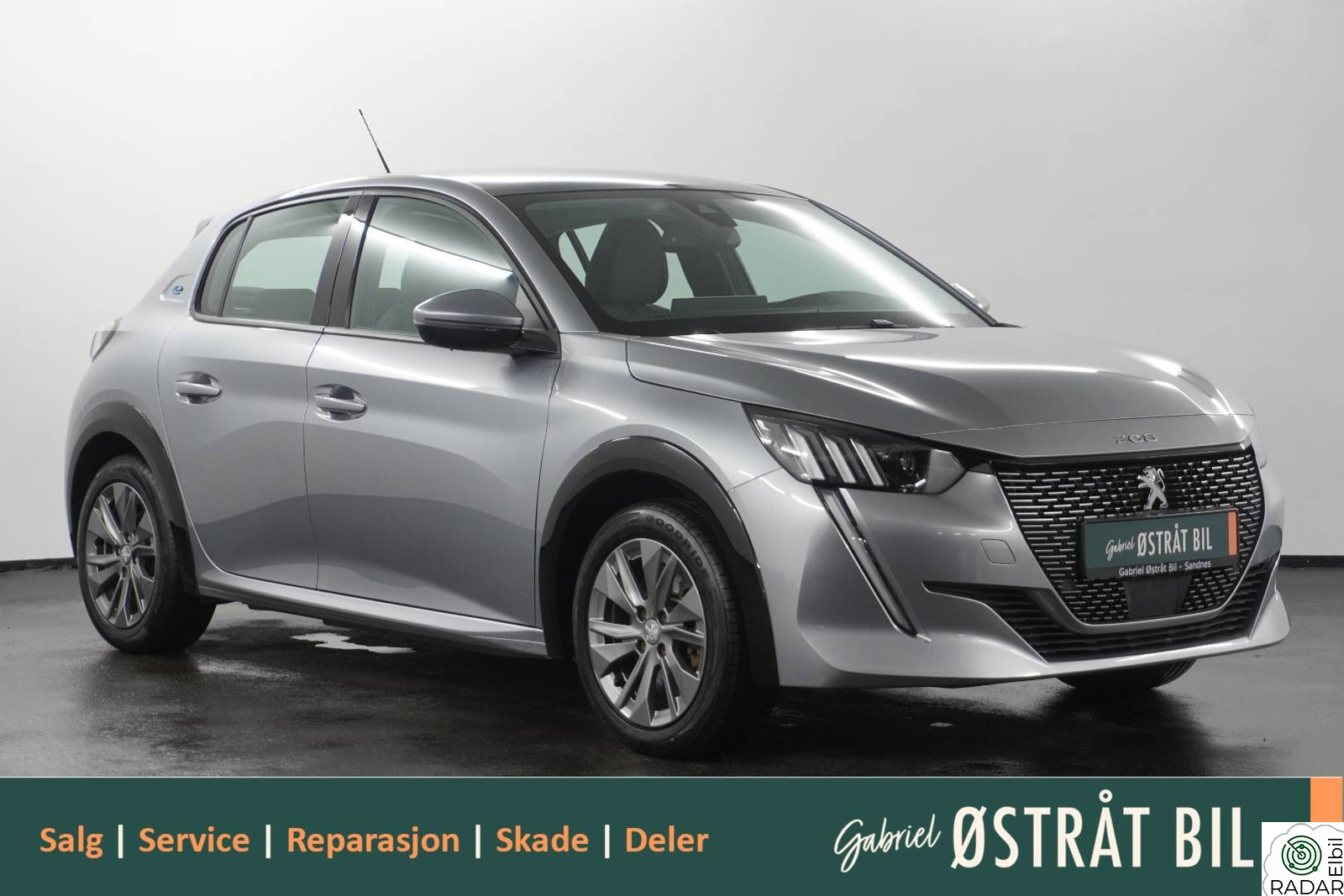 PEUGEOT 208 Allure 136hk | R.Kamera | Glasstak | Keyless | Velholdt