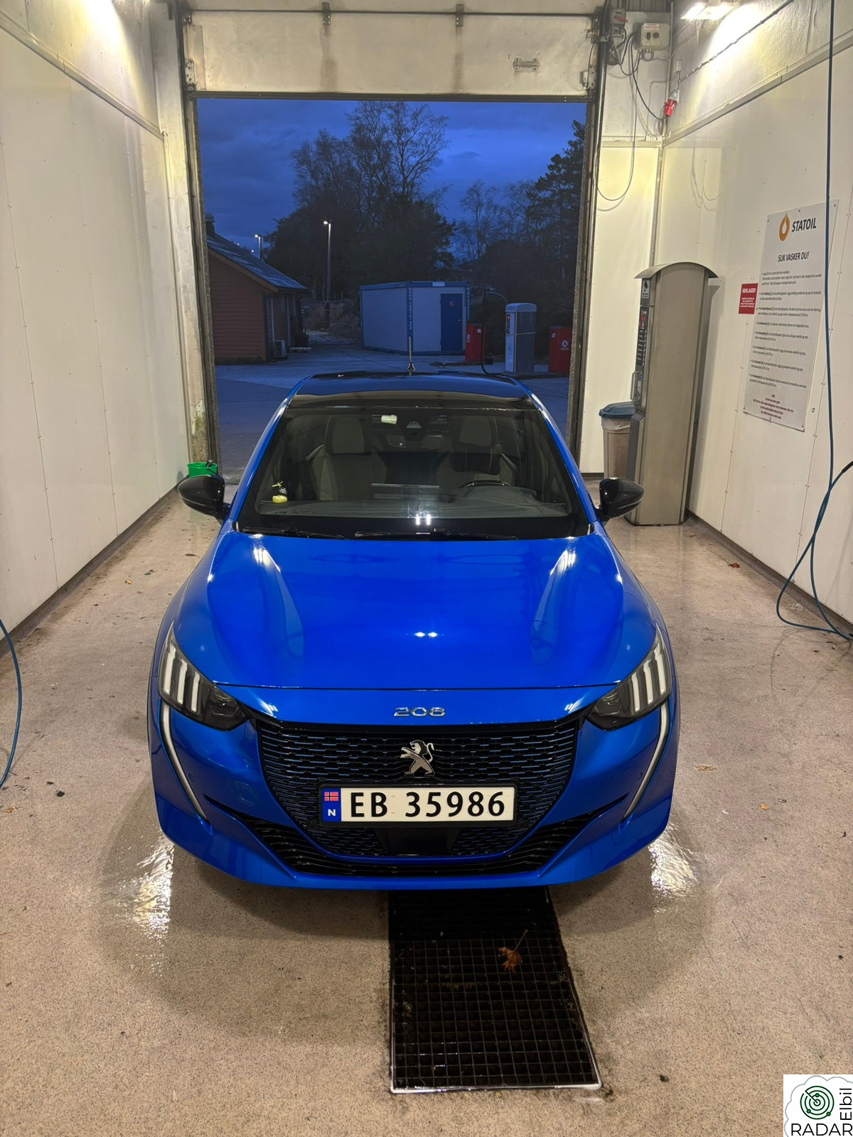 PEUGEOT 208 GT 136hk