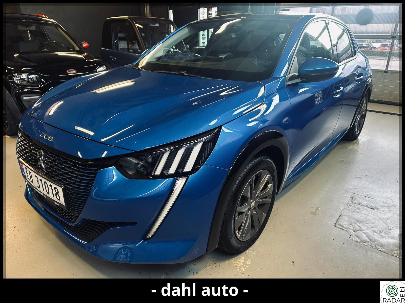 PEUGEOT 208 AUT/DELSKINN/NAVI/R-KAM/SOLTAK/DAB/CCS/EU-OK 2/28!!!