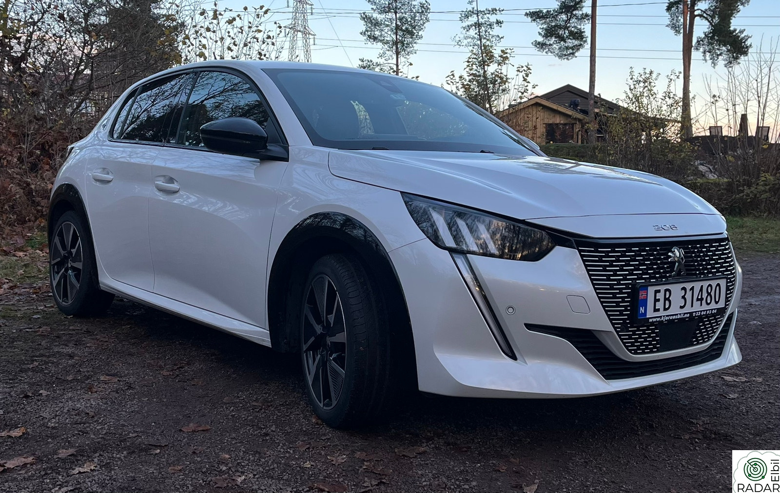 PEUGEOT 208 GT Line 136hk