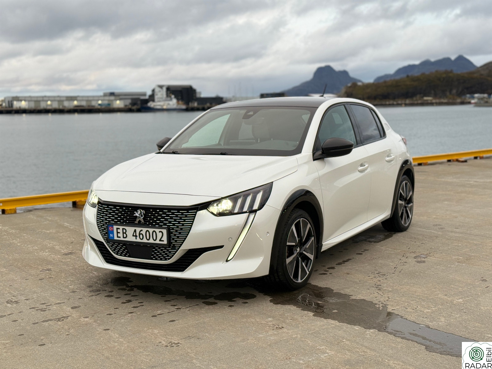 PEUGEOT 208 GT 136hk