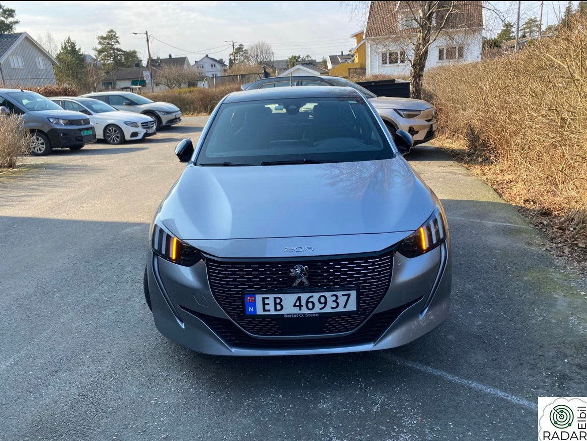 PEUGEOT 208 GT Line 136hk