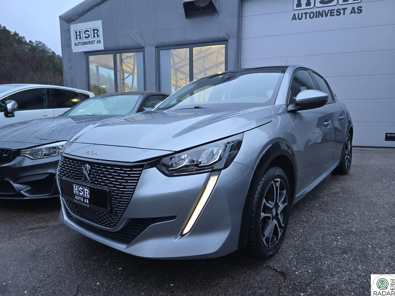 PEUGEOT 208 e- 136hk 339km Allure / Glasstak / Cruise / Carplay