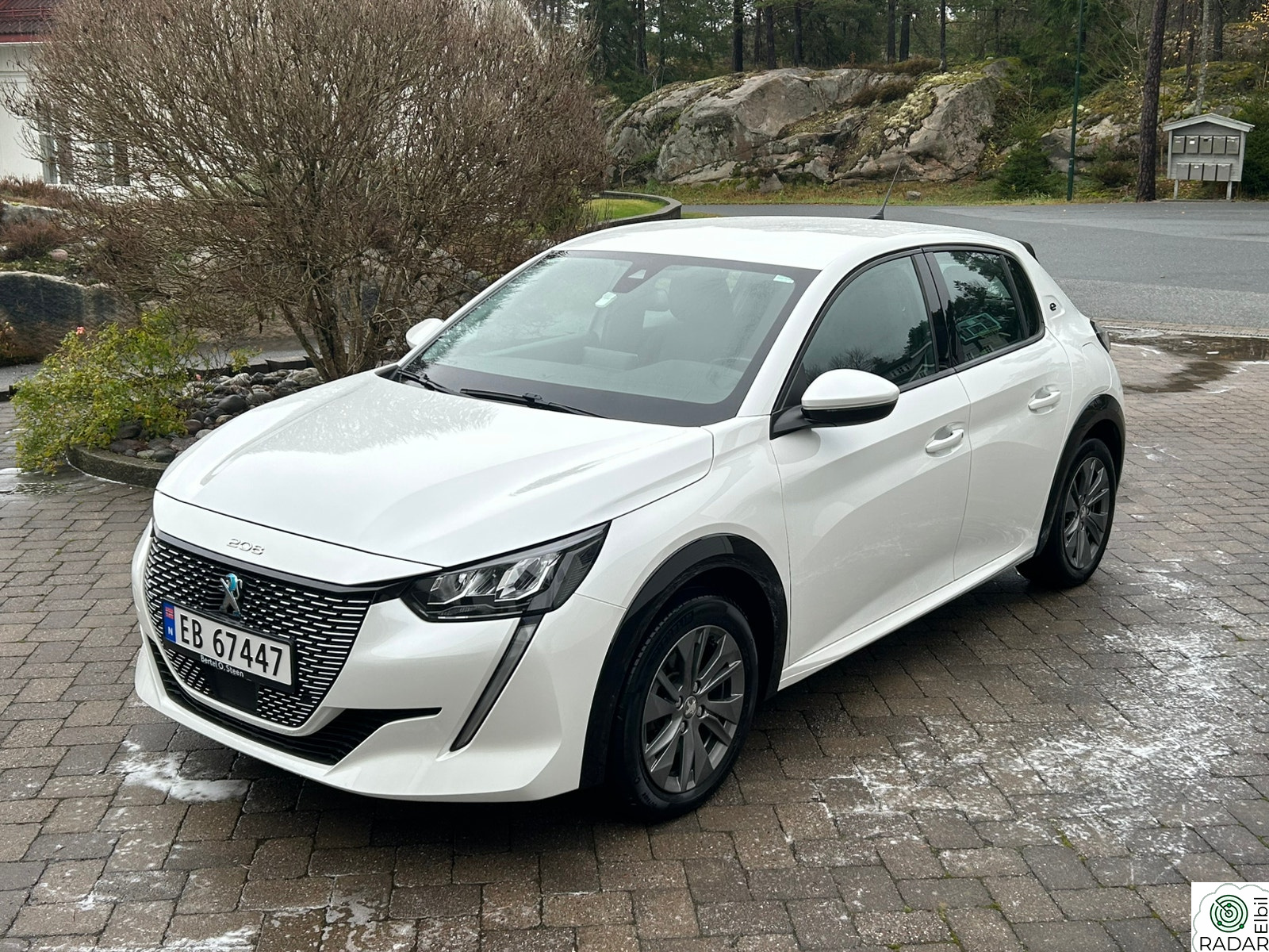PEUGEOT 208 Allure 136hk