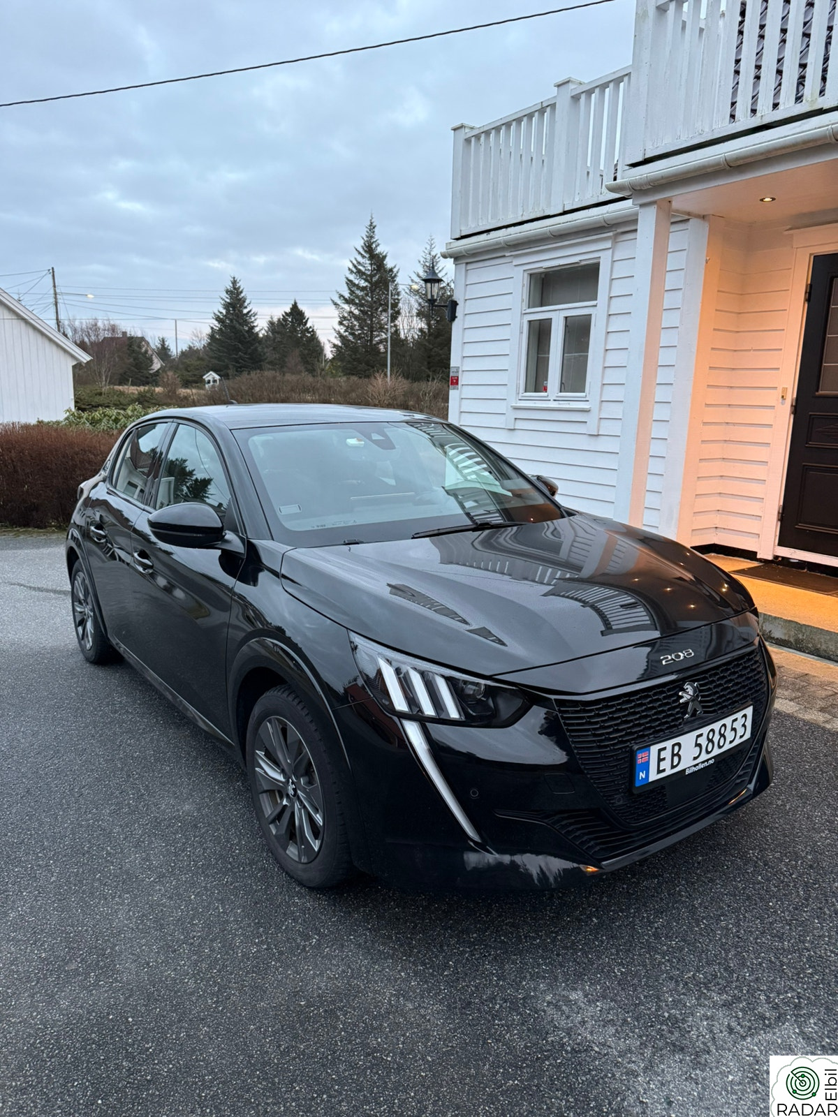 PEUGEOT 208 GT Line 136hk