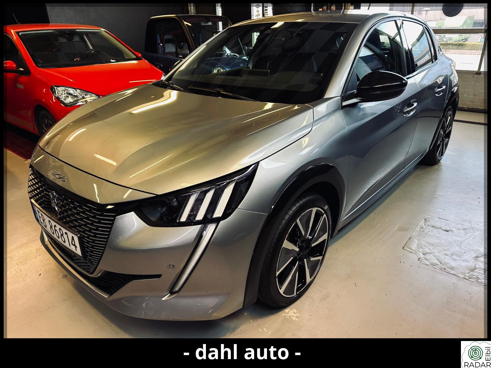 PEUGEOT 208 GT-LINE/AUT/NAVI/R-KAM/DAB/ALU/EU-OK 8/28!!!