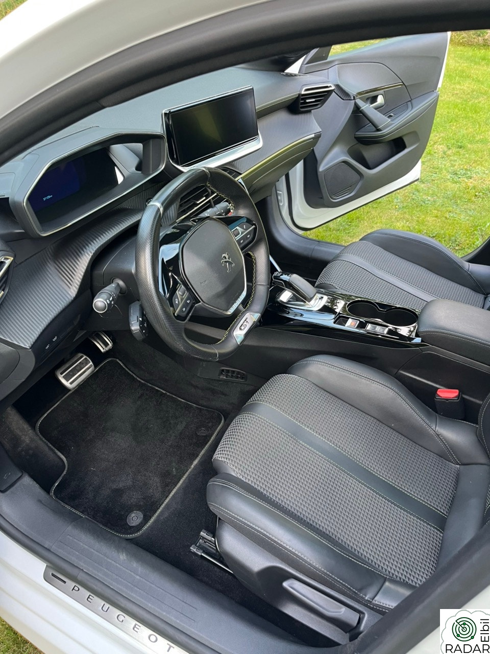 PEUGEOT 208 GT Line 136hk lav kmstd