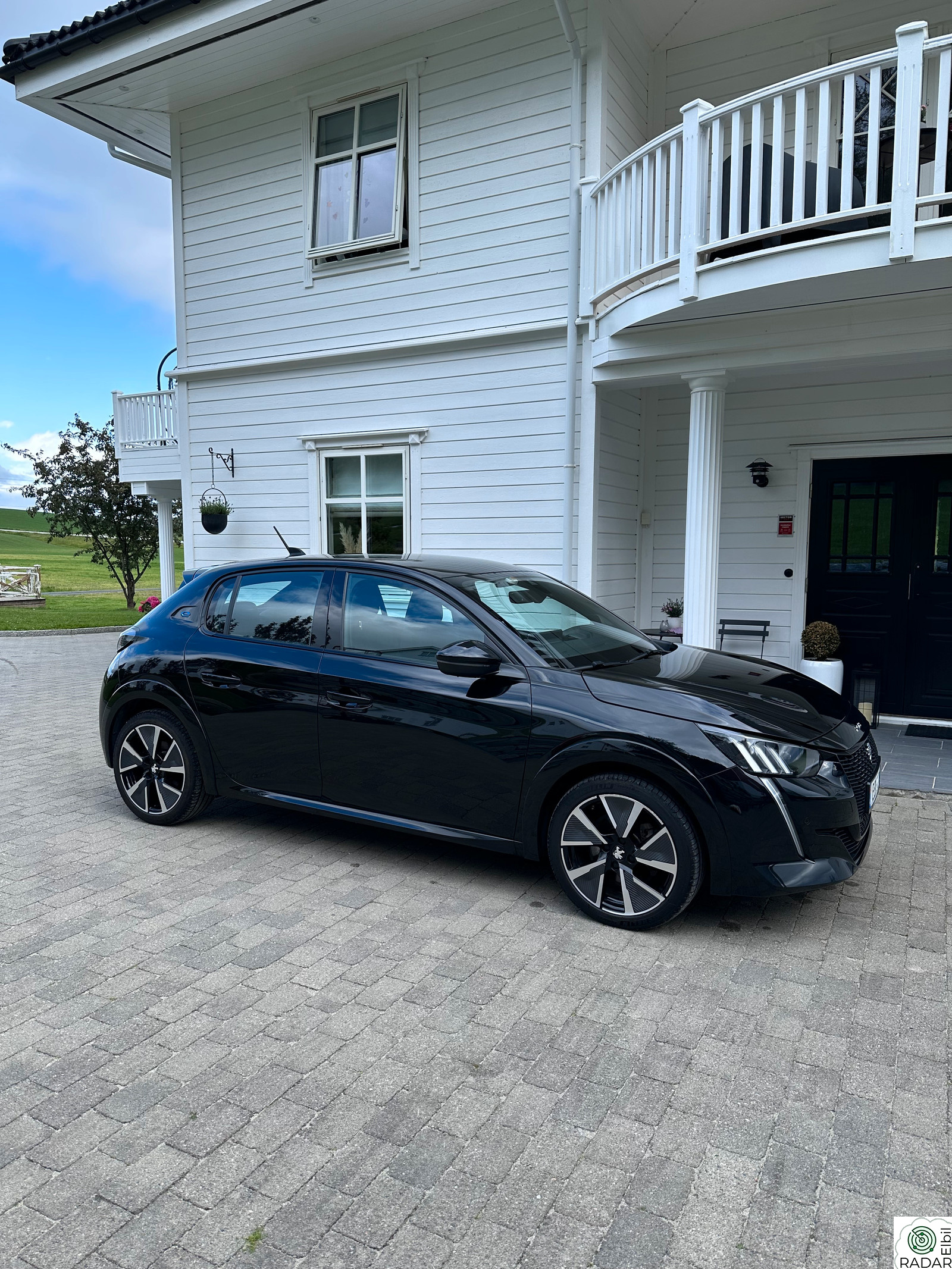 PEUGEOT 208 GT Line 136hk