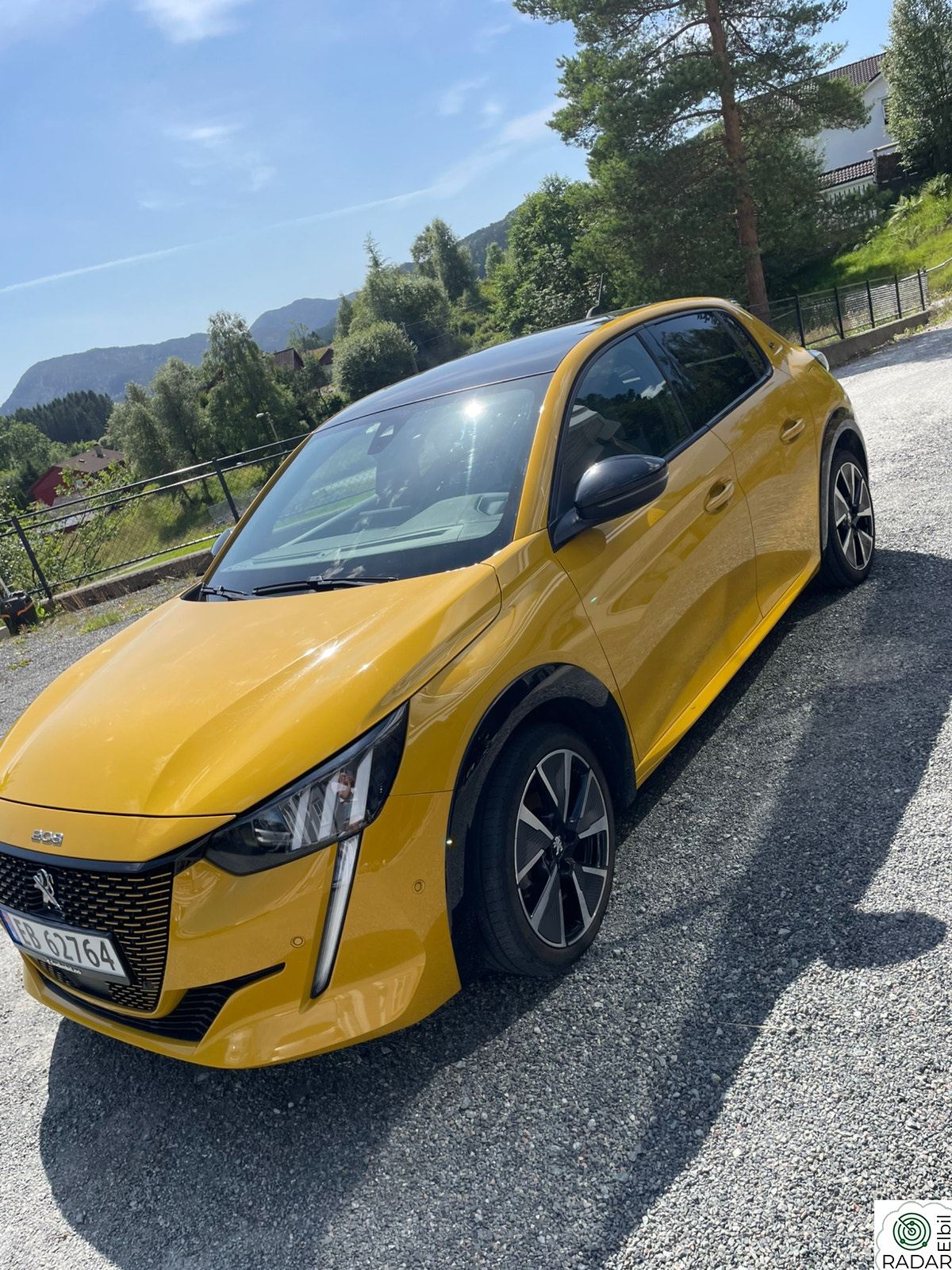 PEUGEOT 208 GT 136hk