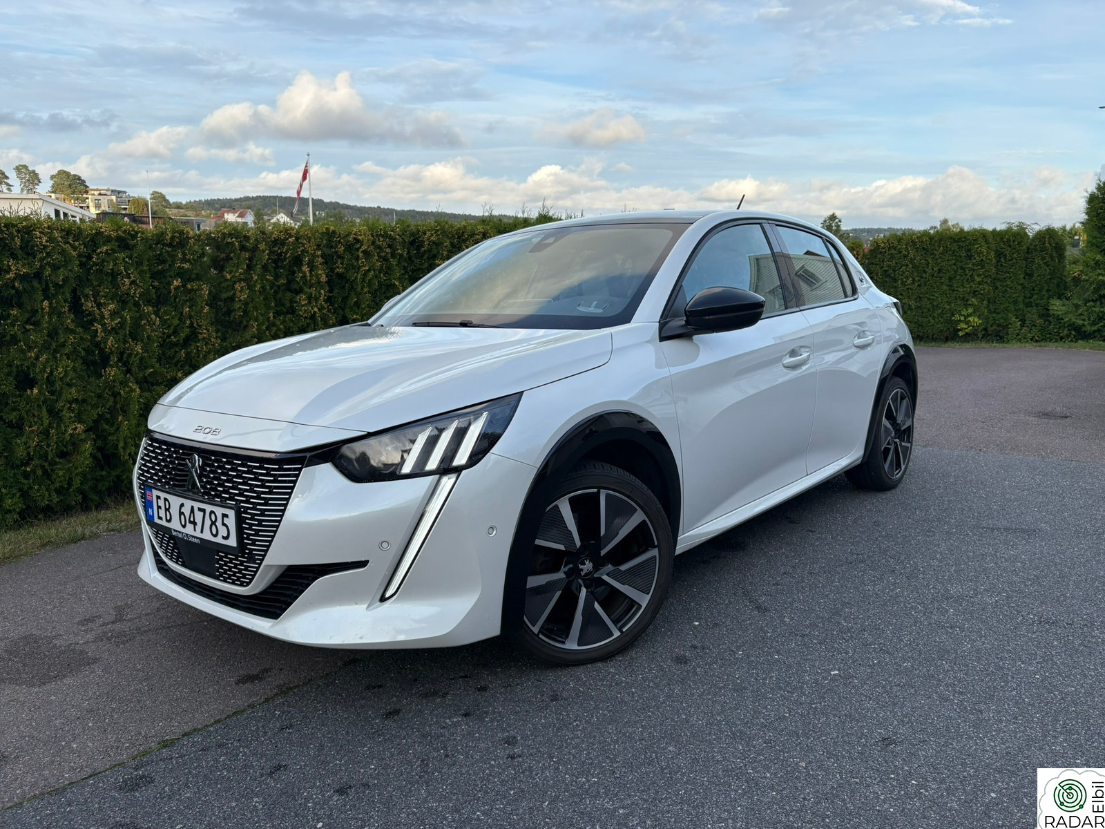 PEUGEOT 208 GT 136hk