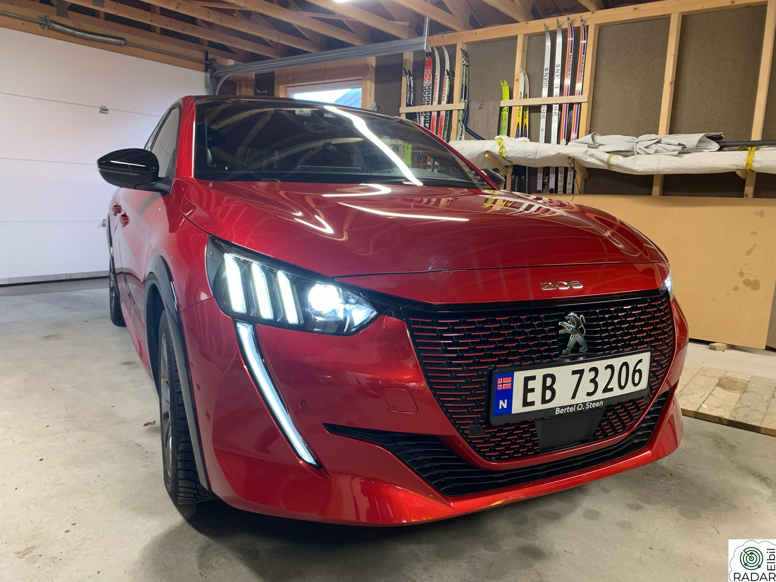 PEUGEOT 208 GT Line 136hk